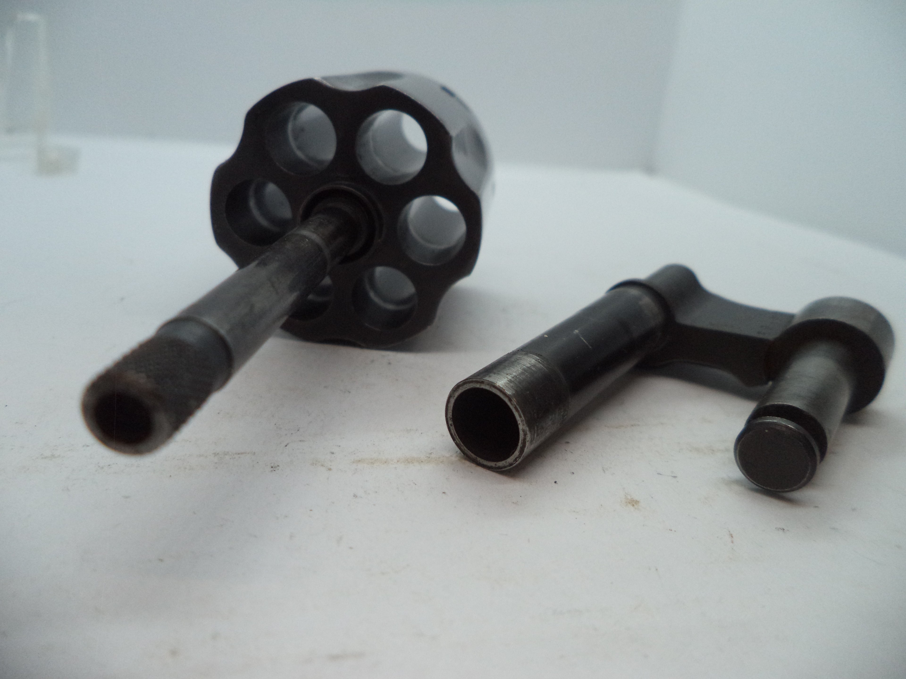 Smith & Wesson K Frame Model 10-7 Cylinder Assembly & Yoke Blue 6 Shot .38 Special Used 1076A