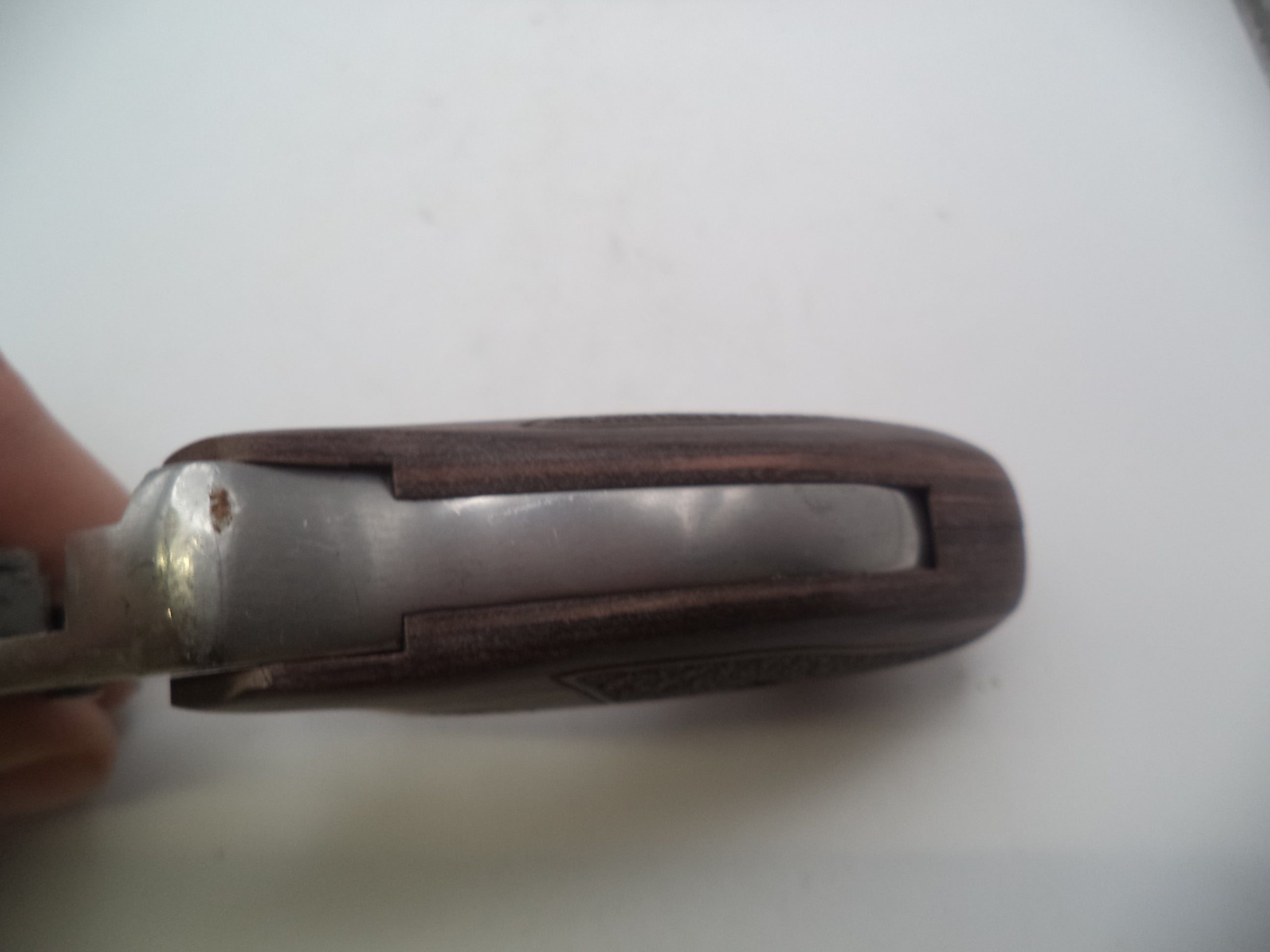 411740000 Smith & Wesson J Frame All Models Stipple Grips w/ Logo Round Butt