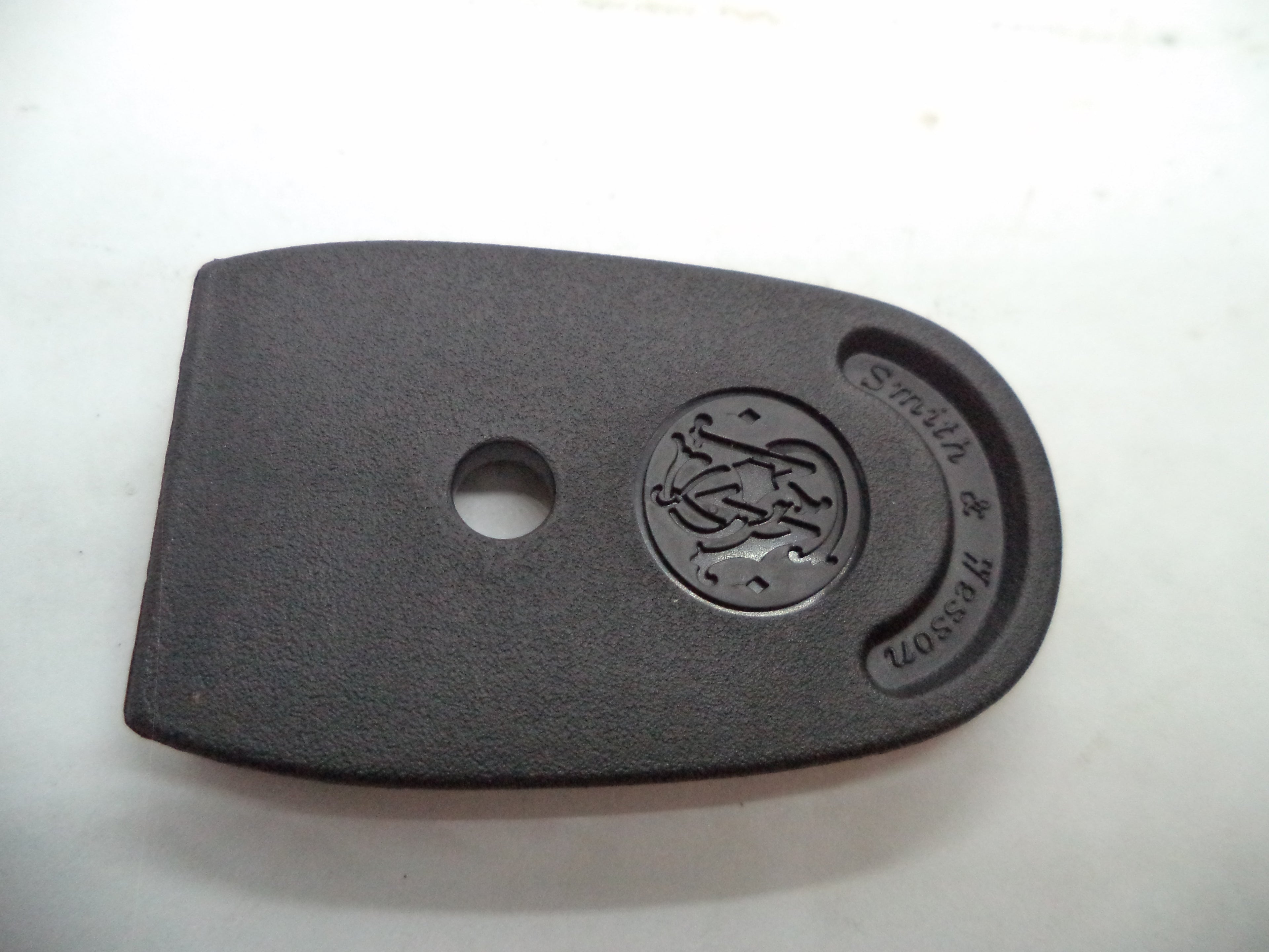 S&W M&P Magazine Buttplate 9mm/40/357 Round Hole | OEM 278250000