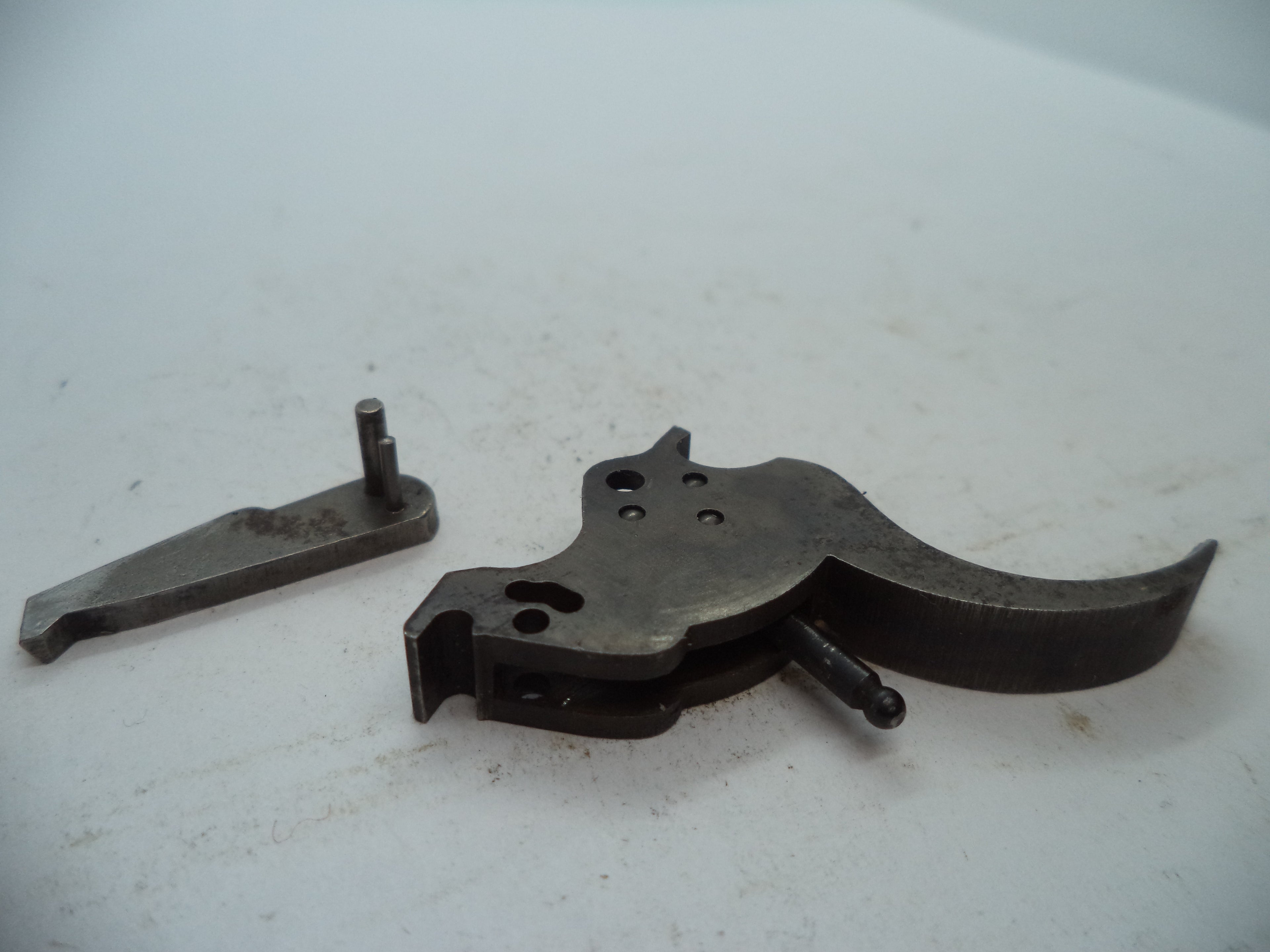 S&W K Frame Model 10-7 Trigger Assembly .265" Wide Spur, Case Colored, .38 Special - Part# 10184D