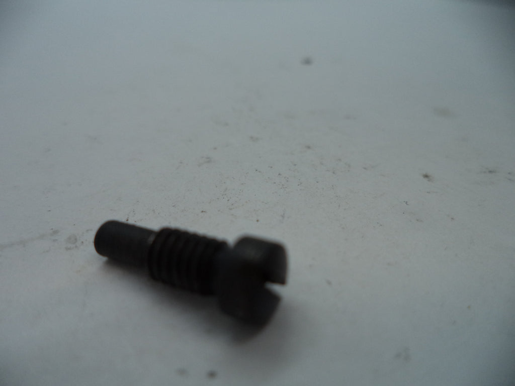 15172 Smith & Wesson K Model 15 Strain Screw Round Butt .38 Special Used Part