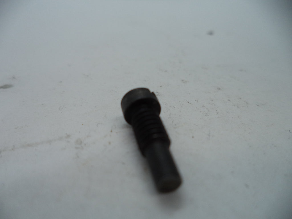 15172 Smith & Wesson K Model 15 Strain Screw Round Butt .38 Special Used Part