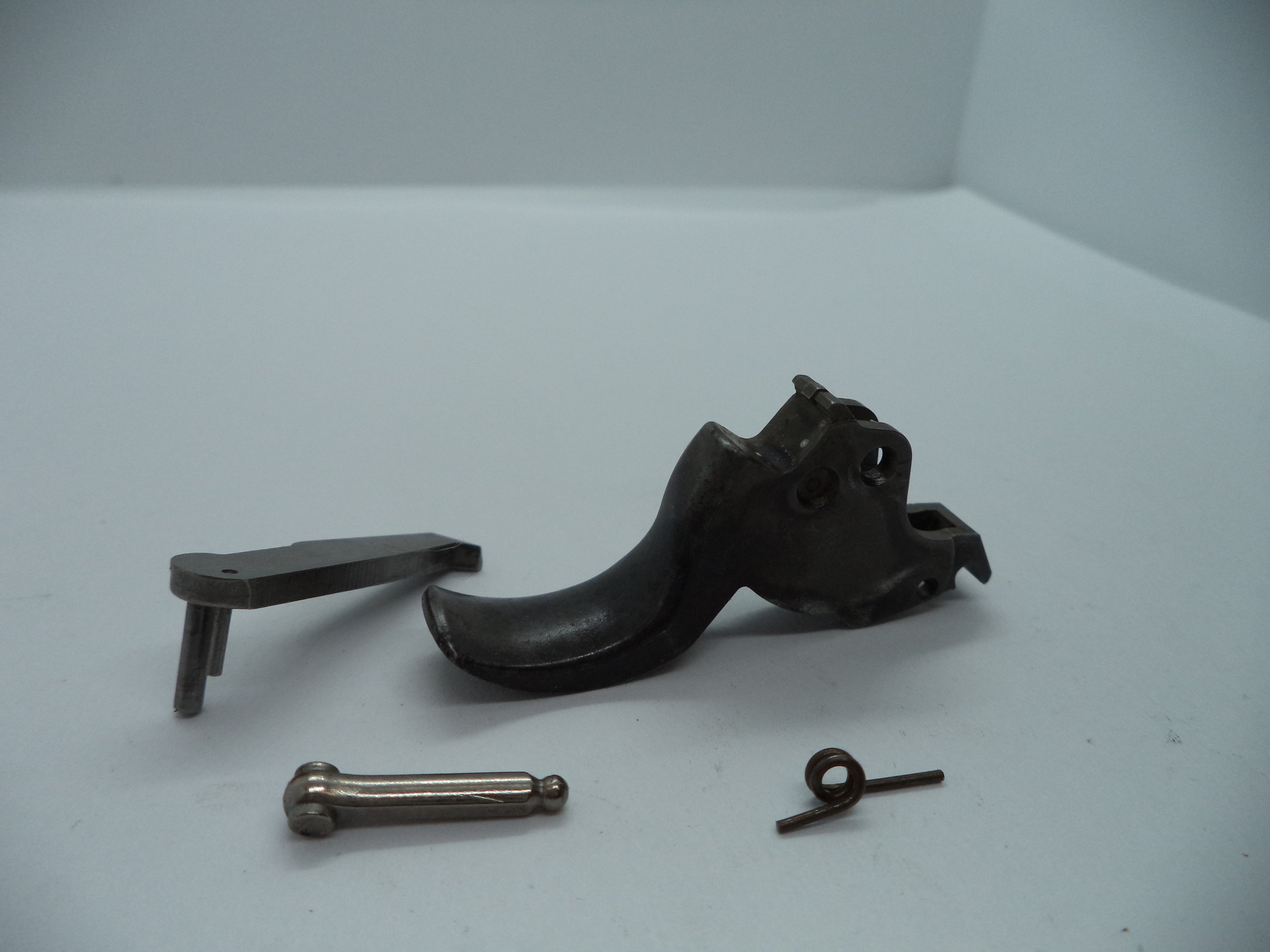 Smith & Wesson Model 629-6 Trigger Assembly | .400" Wide Spur MIM | .44 Magnum OEM Part 629191
