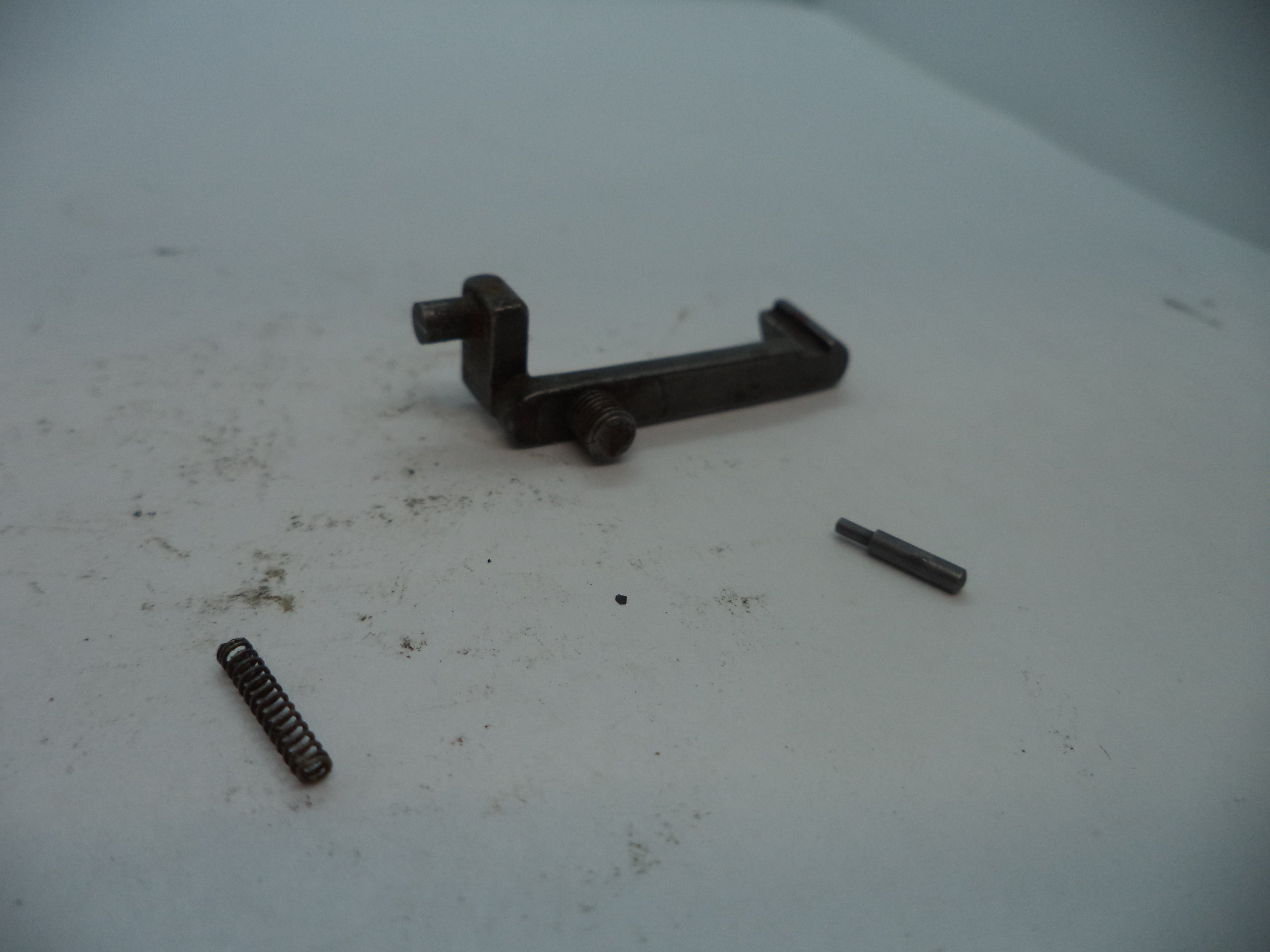 45-43-C S&W J Model  43 .22/.32 Kit Airweight Bolt, Spring & Plunger .22 Long Rifle