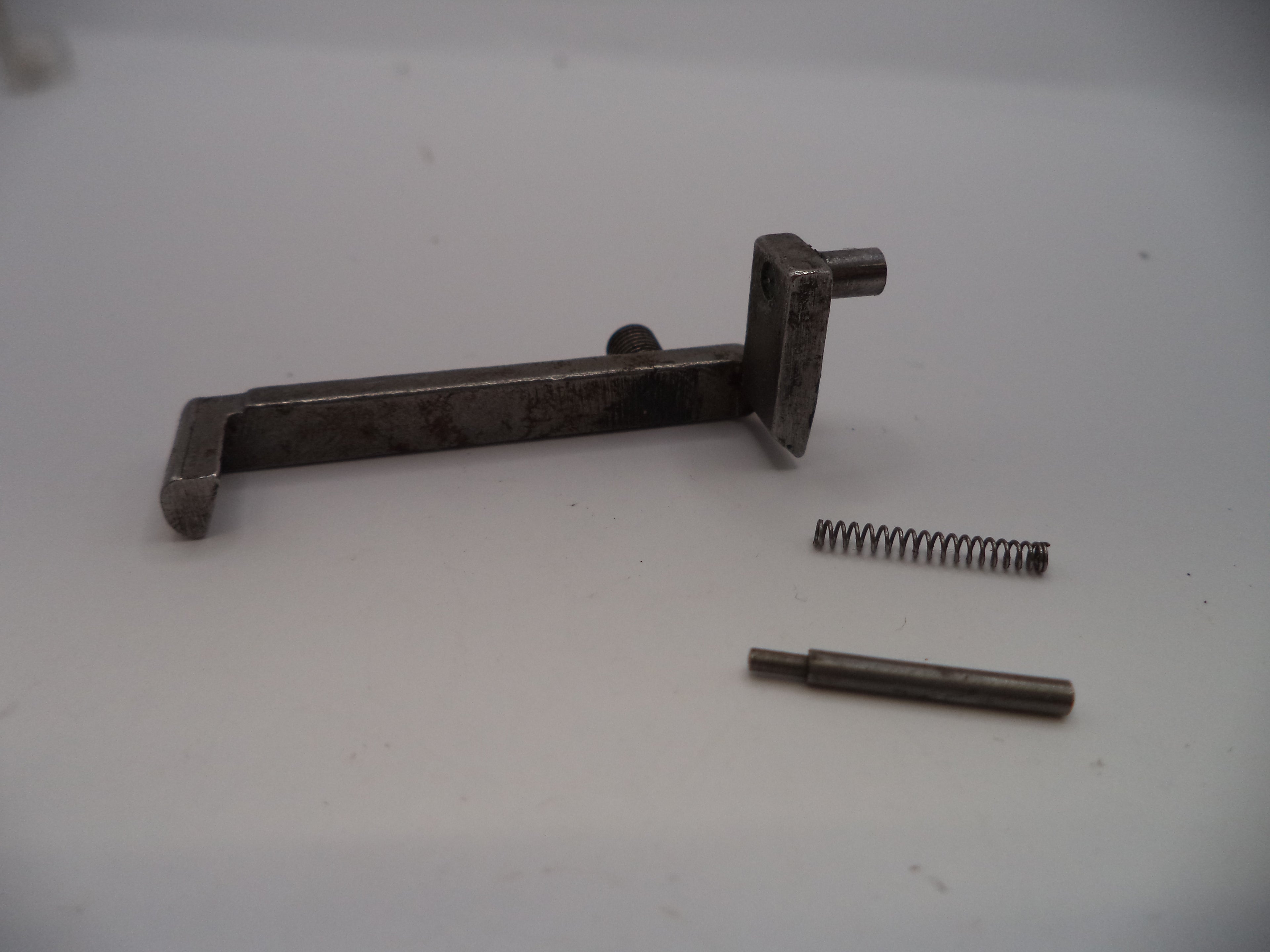 S&W N Frame Model 28-2 Bolt, Plunger & Spring .357 Magnum – Part# 2845