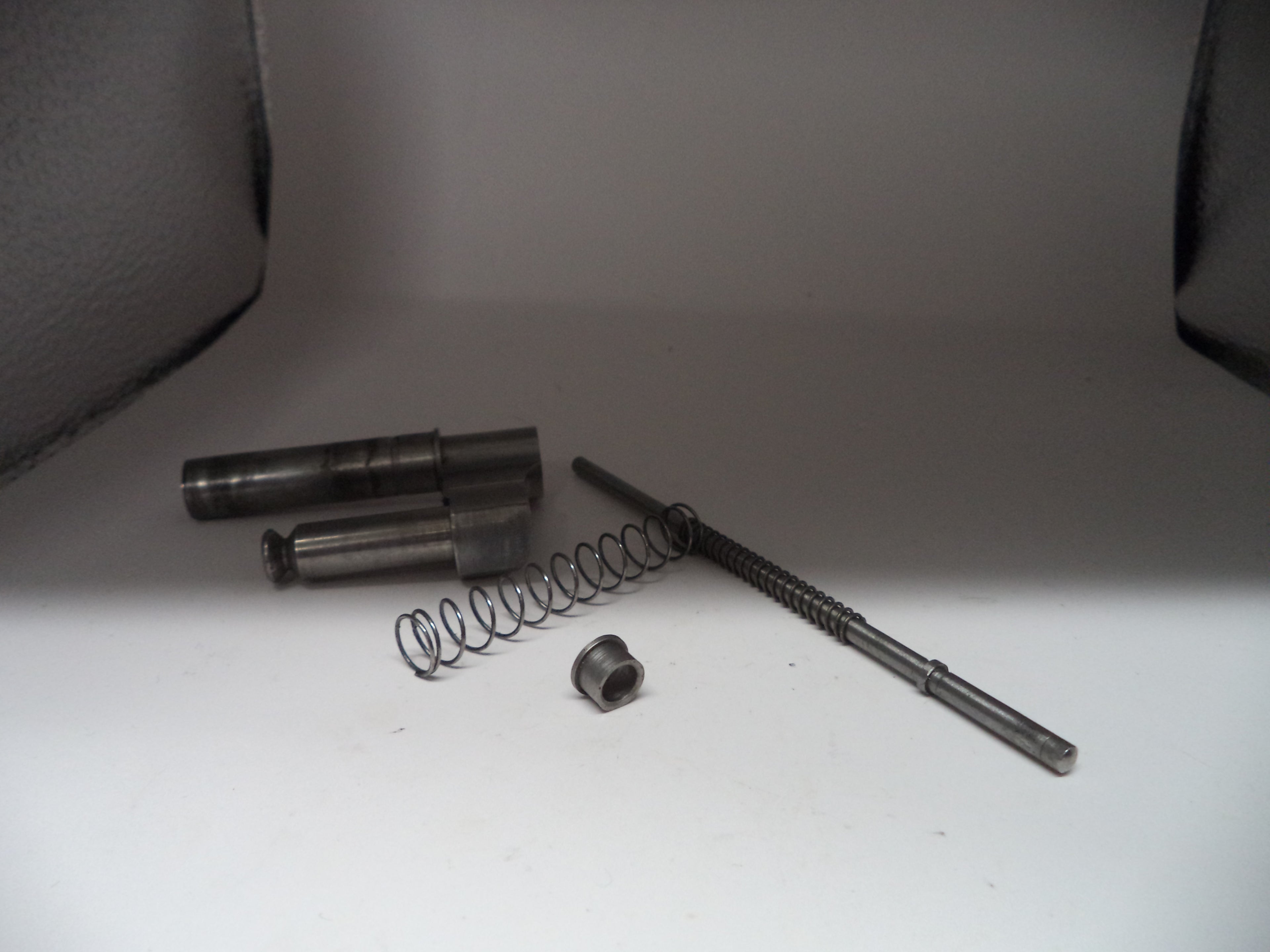 64z1 S&W K Model 64 & 67 Yoke, Center Pin, Center Pin Spring, Extractor Spr&Collar