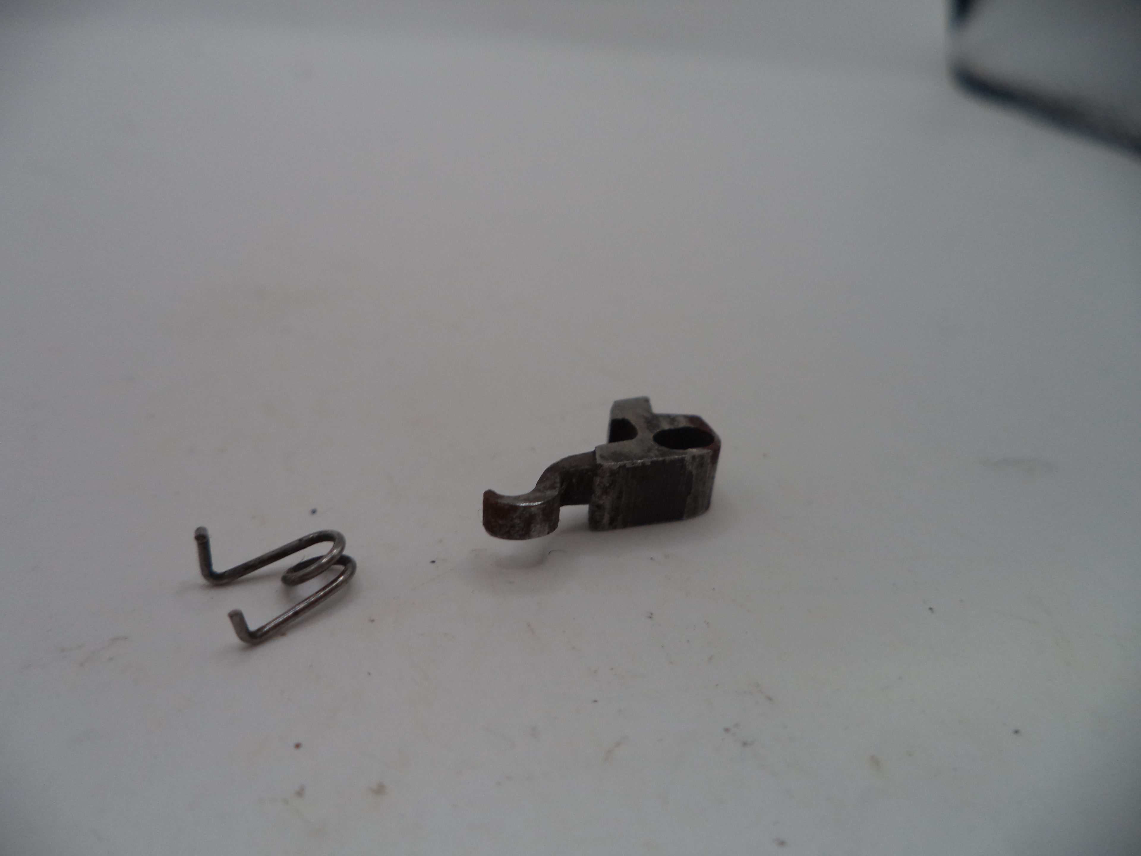 P37V3 S&W J Frame Pre Model 37 (Airweight) Cylinder Stop & Spring .38 Special ctg.