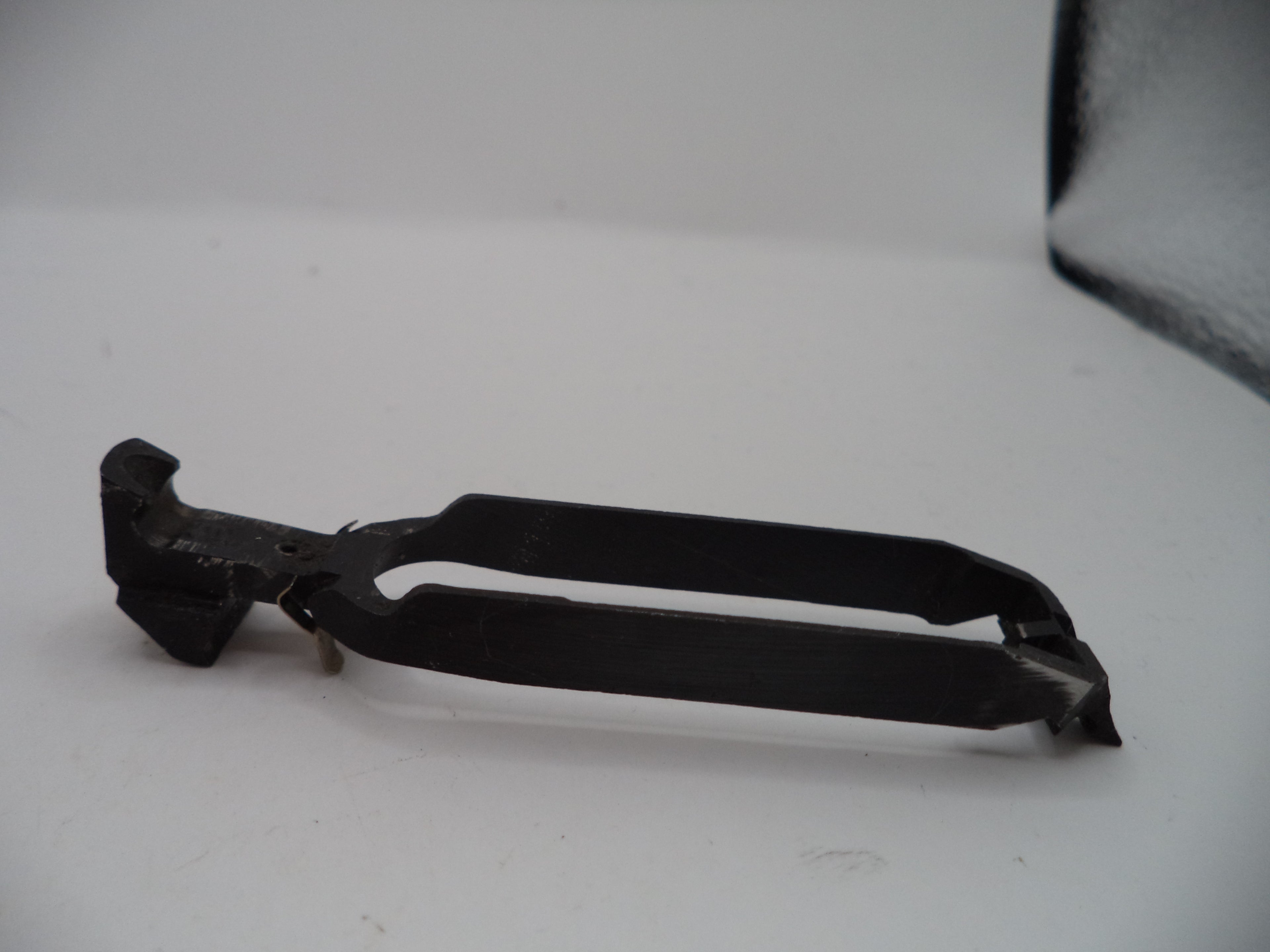 Smith & Wesson Model 39-2 Back Insert (Part #3922) - Genuine OEM Blue Steel