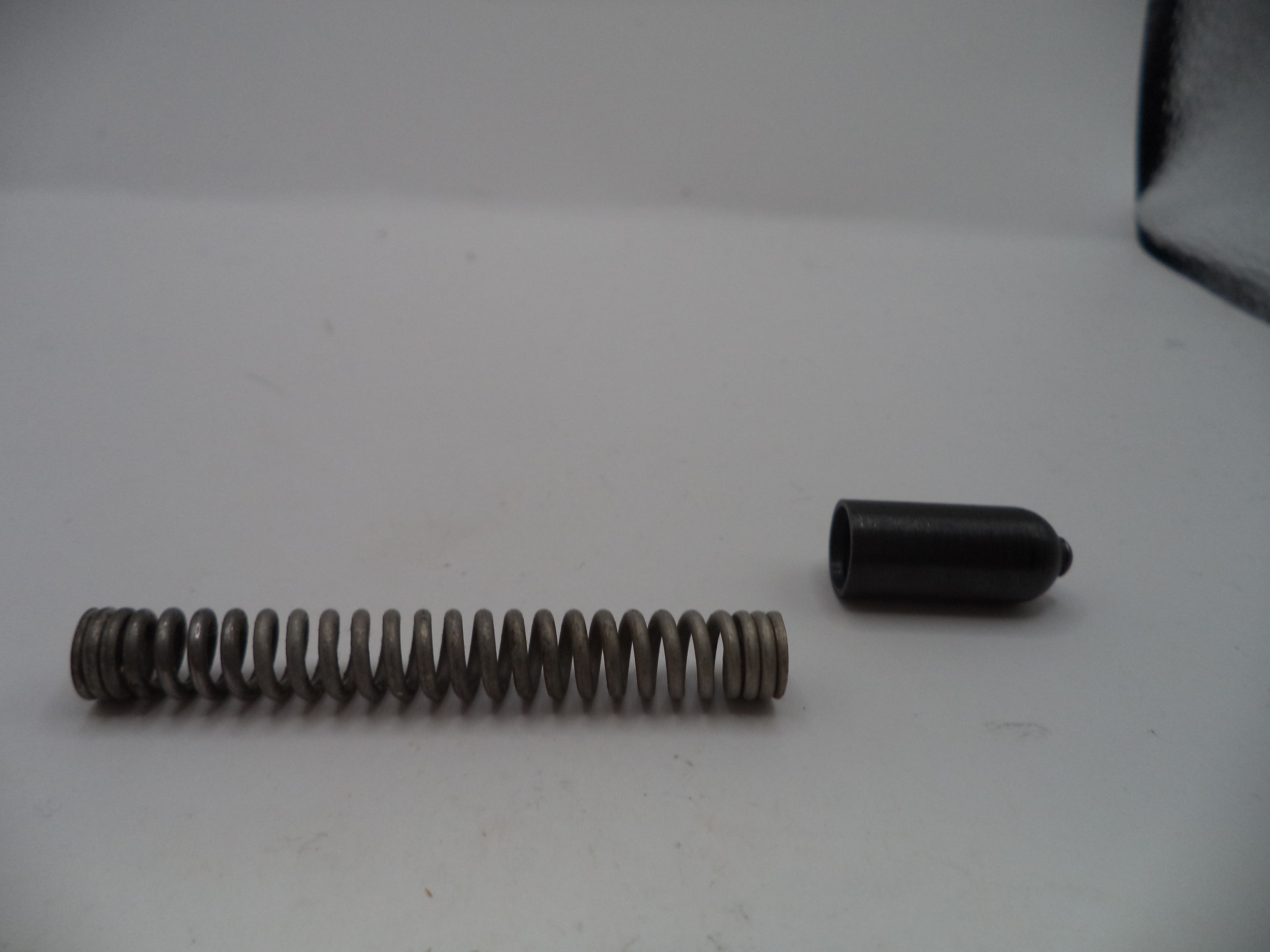 3934 Smith & Wesson Pistol Model 39  9mm Main Spring & Bushing