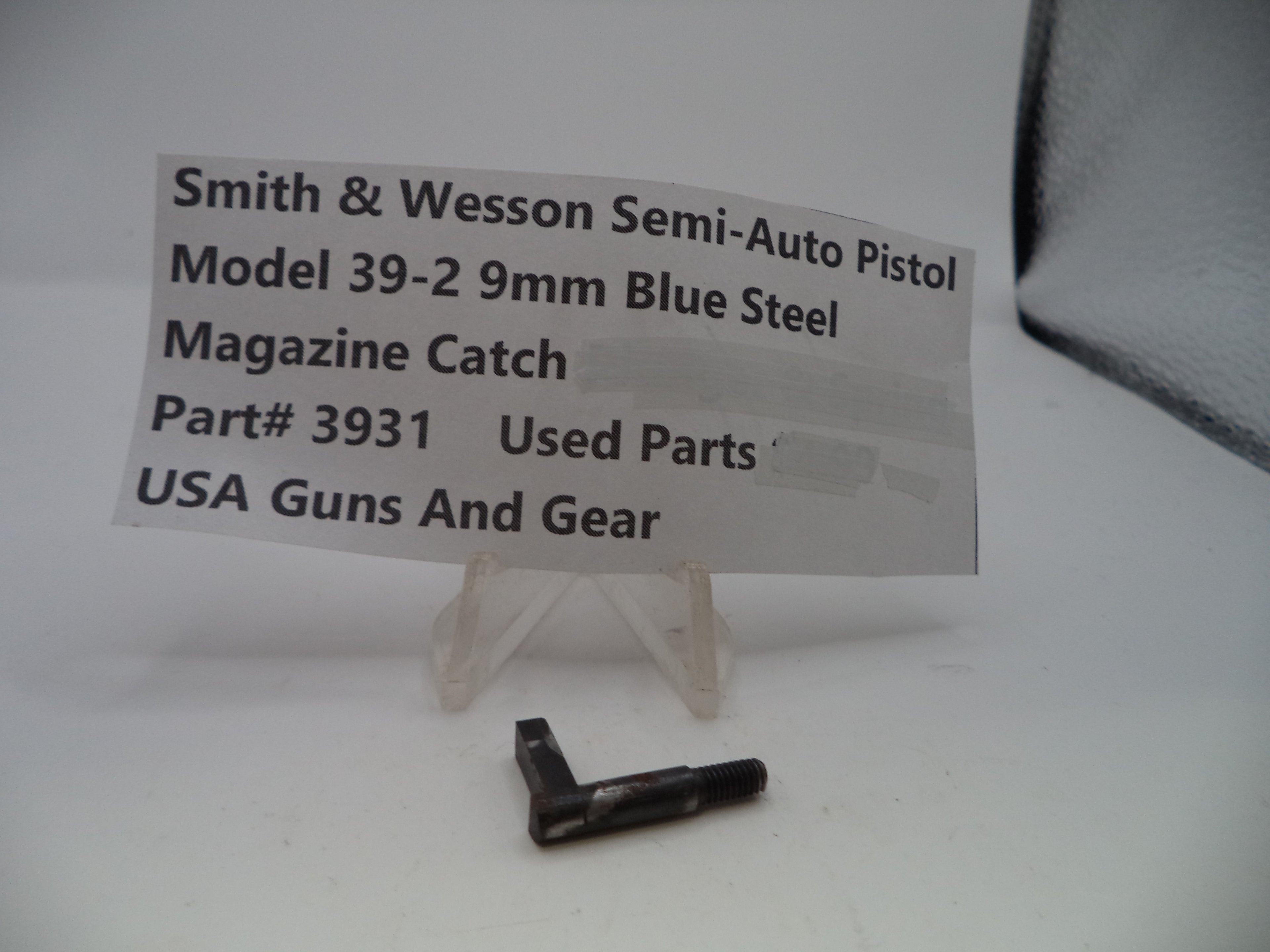 3931 Smith & Wesson Pistol Model 39-2  9mm  Magazine Catch