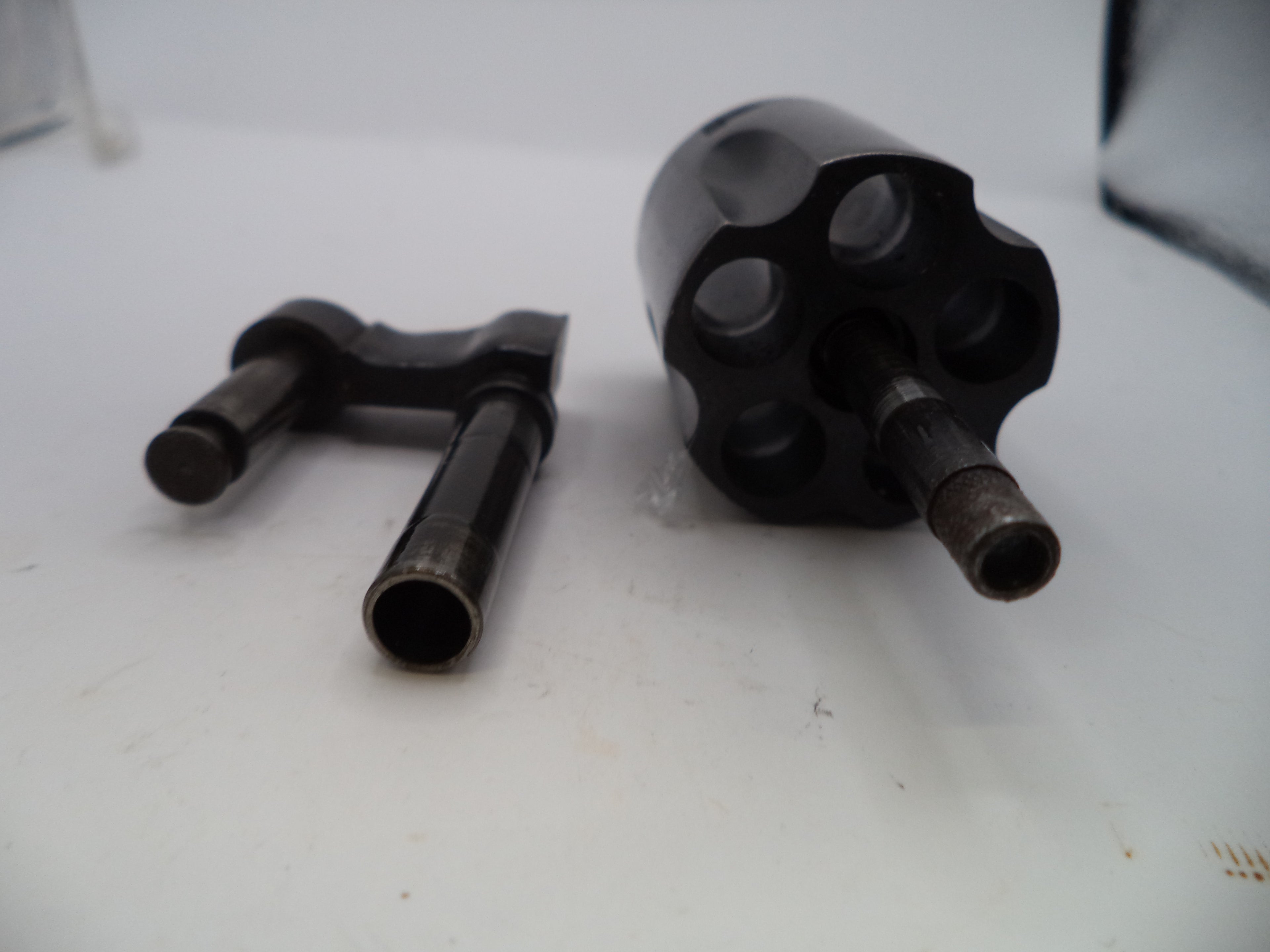 Smith & Wesson J Frame Cylinder & Yoke Assembly - Models 36/37/38/49 - 2" Barrel .38 Special - Blue Steel - Used OEM Part 3661ABC