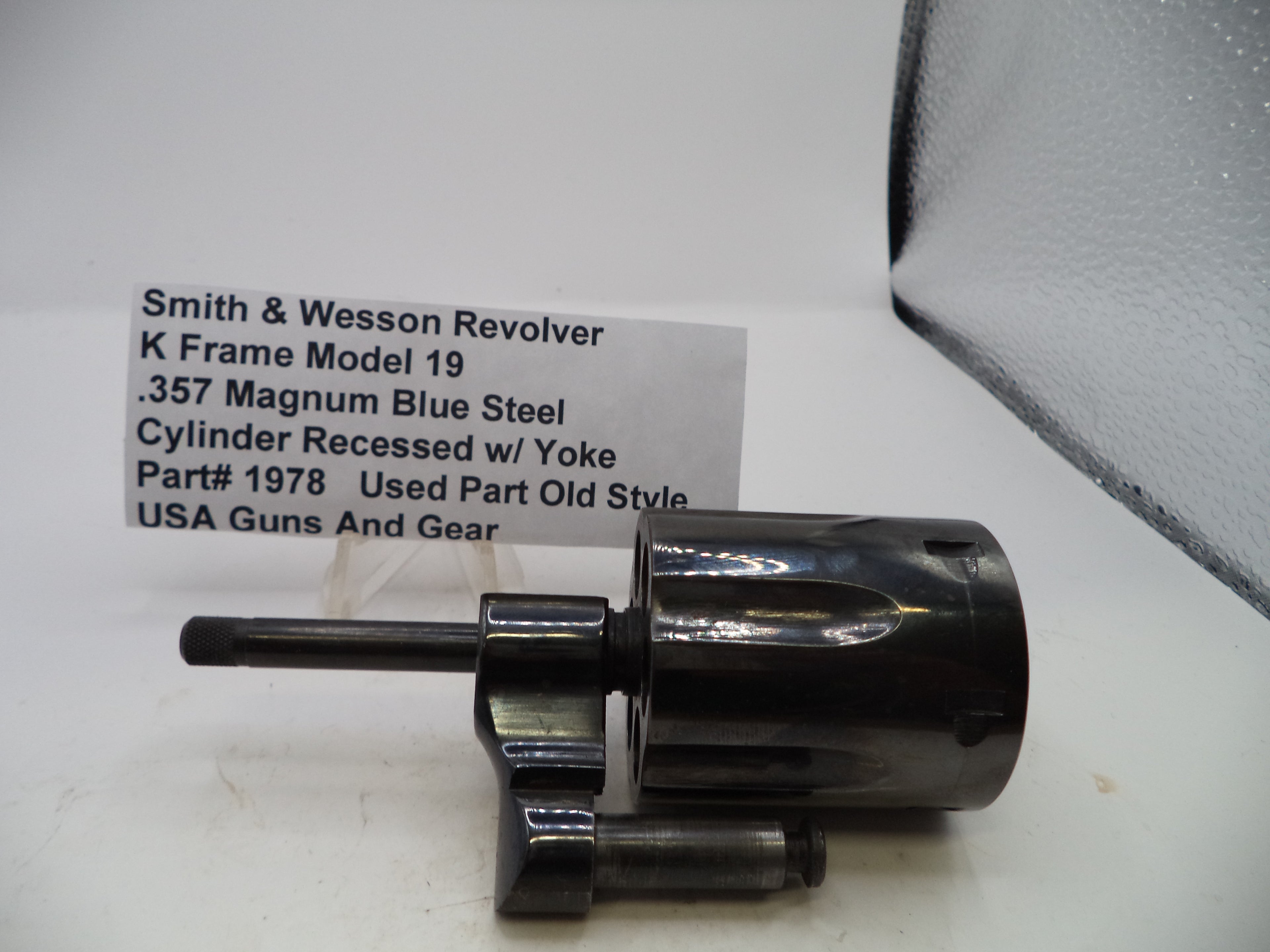 Smith & Wesson K Frame Model 19 Recessed Cylinder & Yoke Blue .357 Magnum Old Style Used - Part# 1978