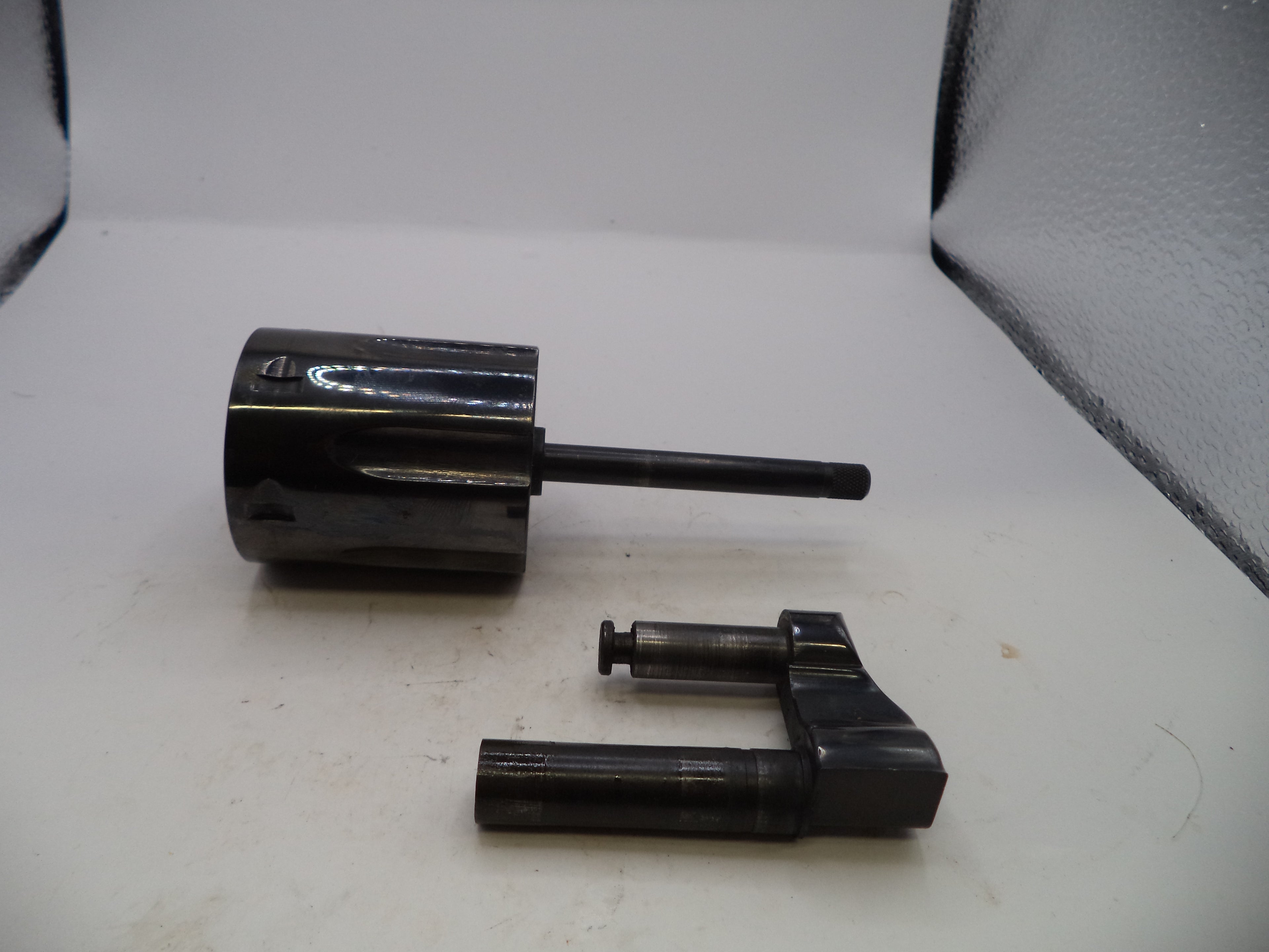 Smith & Wesson K Frame Model 19 Recessed Cylinder & Yoke Blue .357 Magnum Old Style Used - Part# 1978