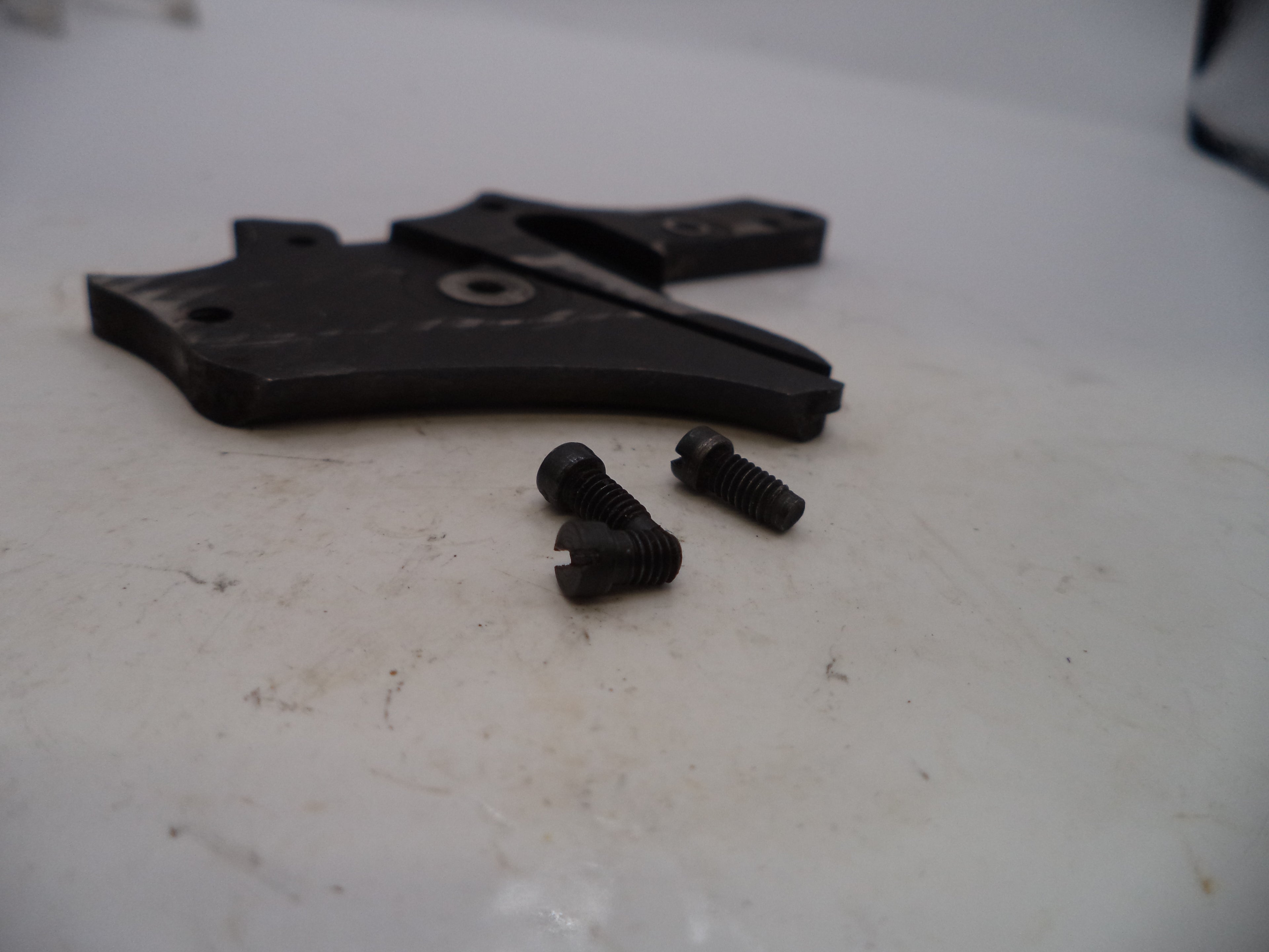 Smith & Wesson K Model 19 Side Plate and Screws .357 Magnum 19152