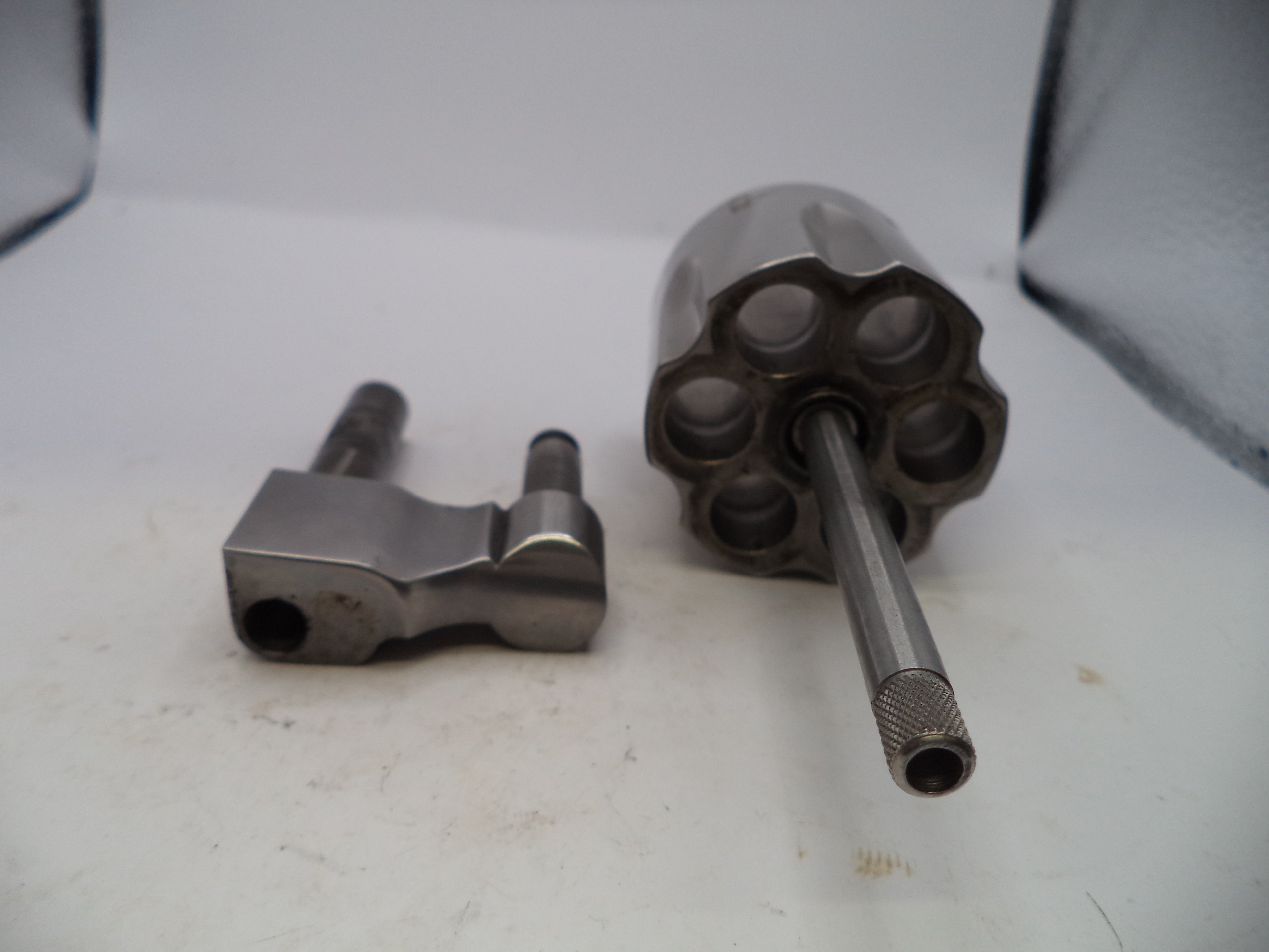 Smith & Wesson Model 629-5 N Frame Cylinder & Yoke Assembly .44 Magnum | OEM Part 62978B