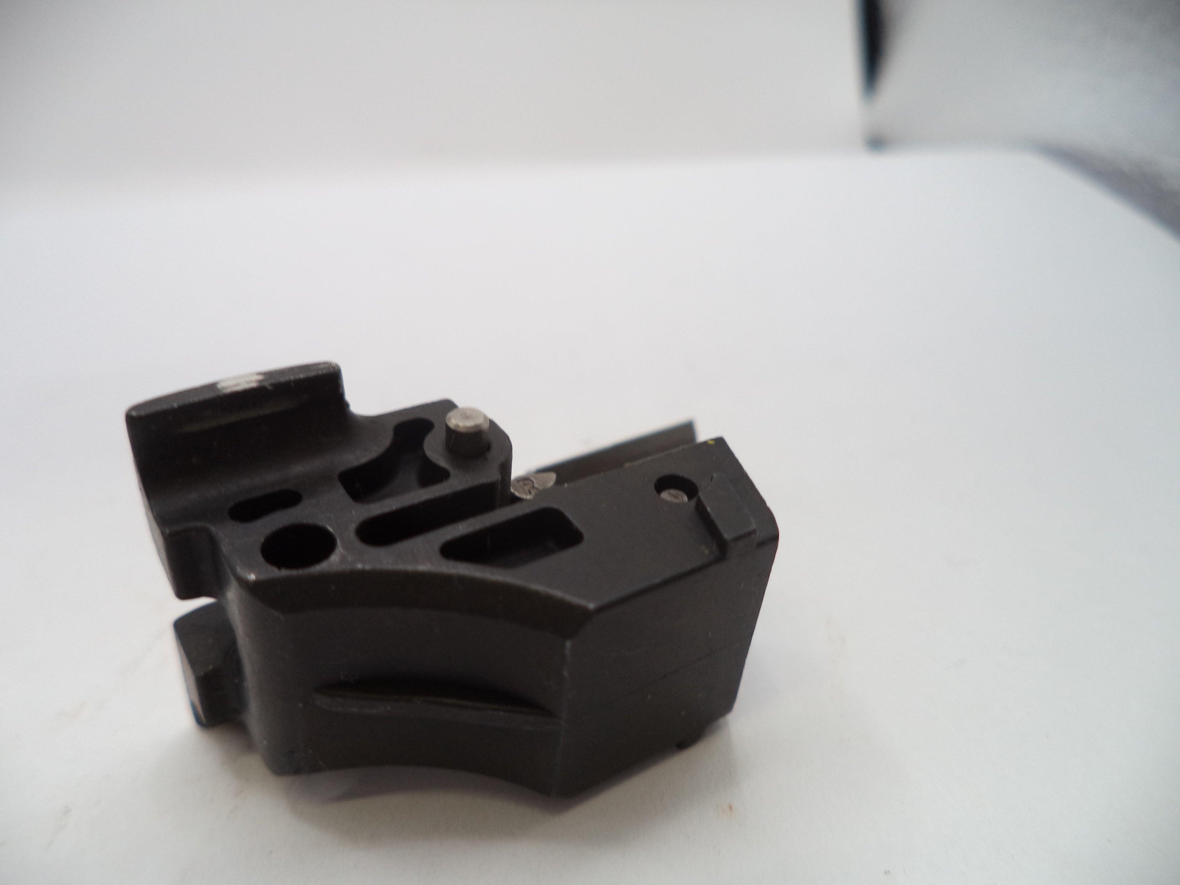 S&W Pistol M&P .40C Lever Housing Block .40 S&W  MP4025F