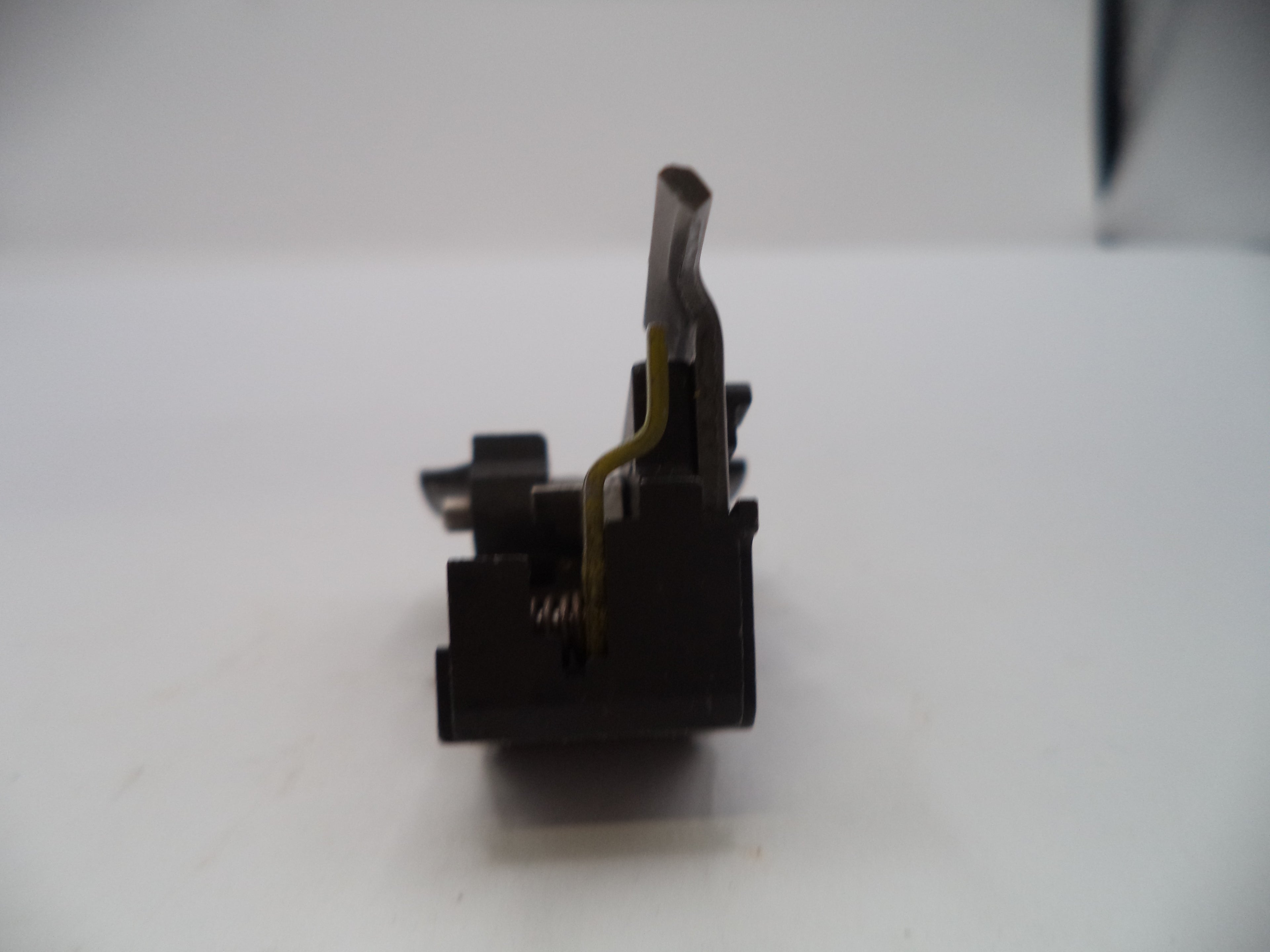 S&W Pistol M&P .40C Lever Housing Block .40 S&W  MP4025F