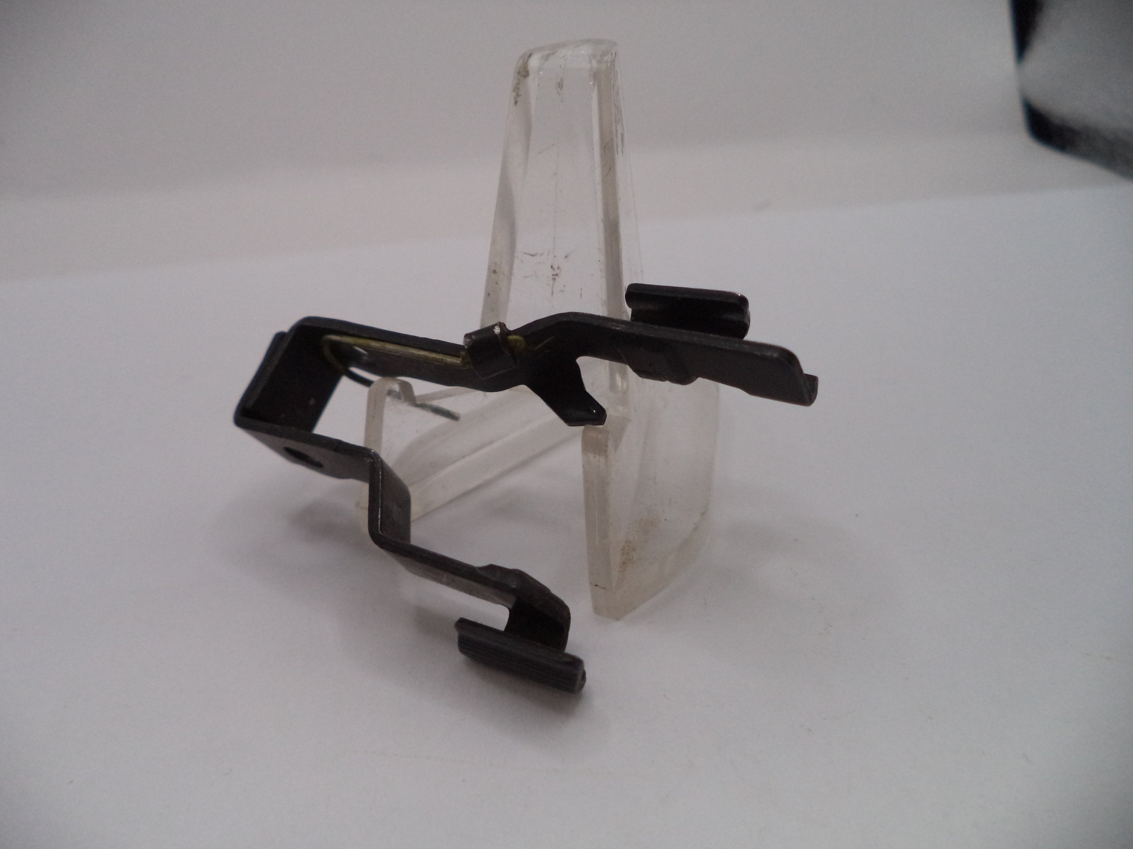 Smith & Wesson Pistol M&P 40C Slide Stop Assembly .40 S&W MP402C1