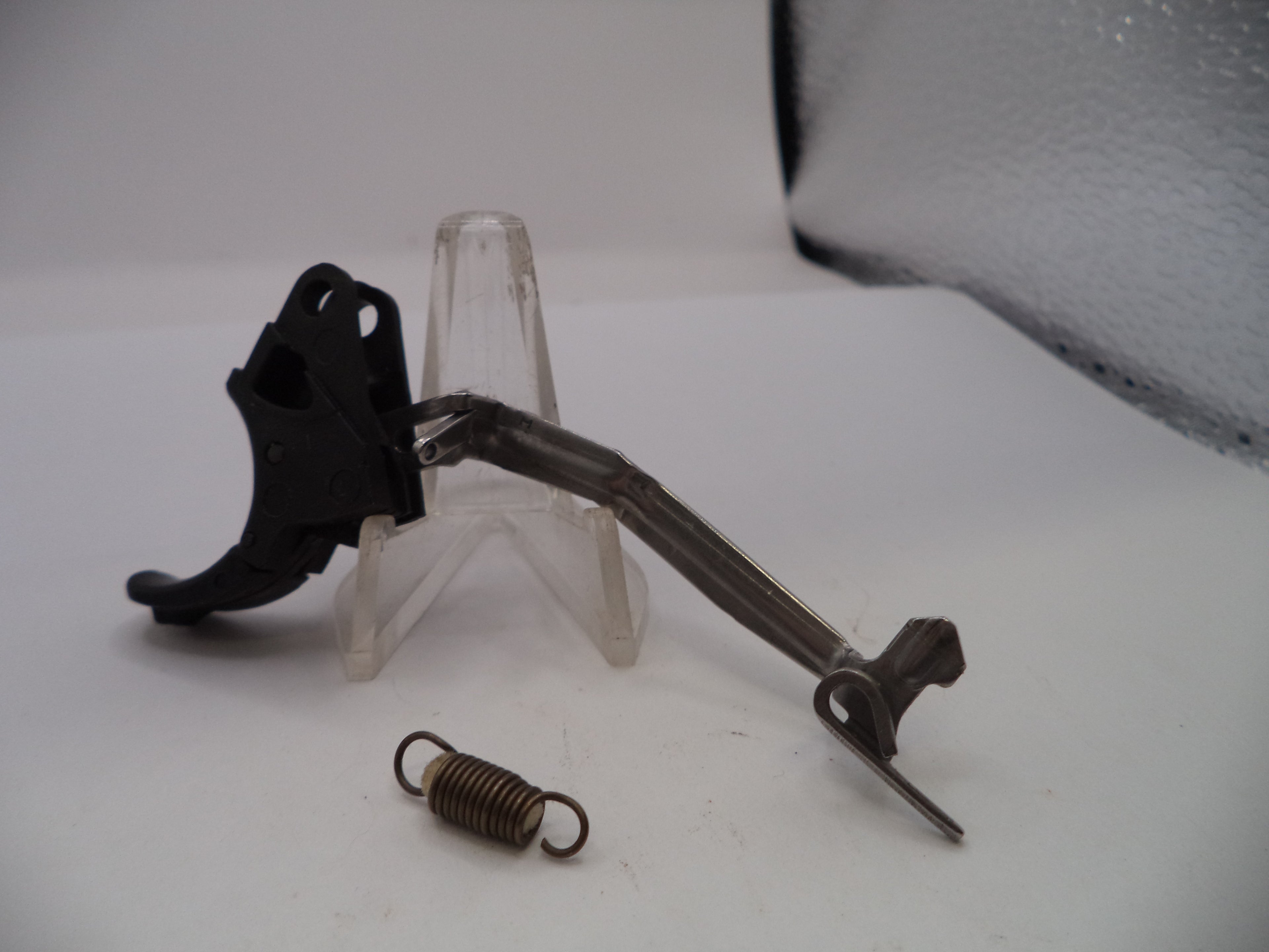 Smith & Wesson M&P 40C Trigger Bar Assembly & Spring  .40 S&W MP4019E