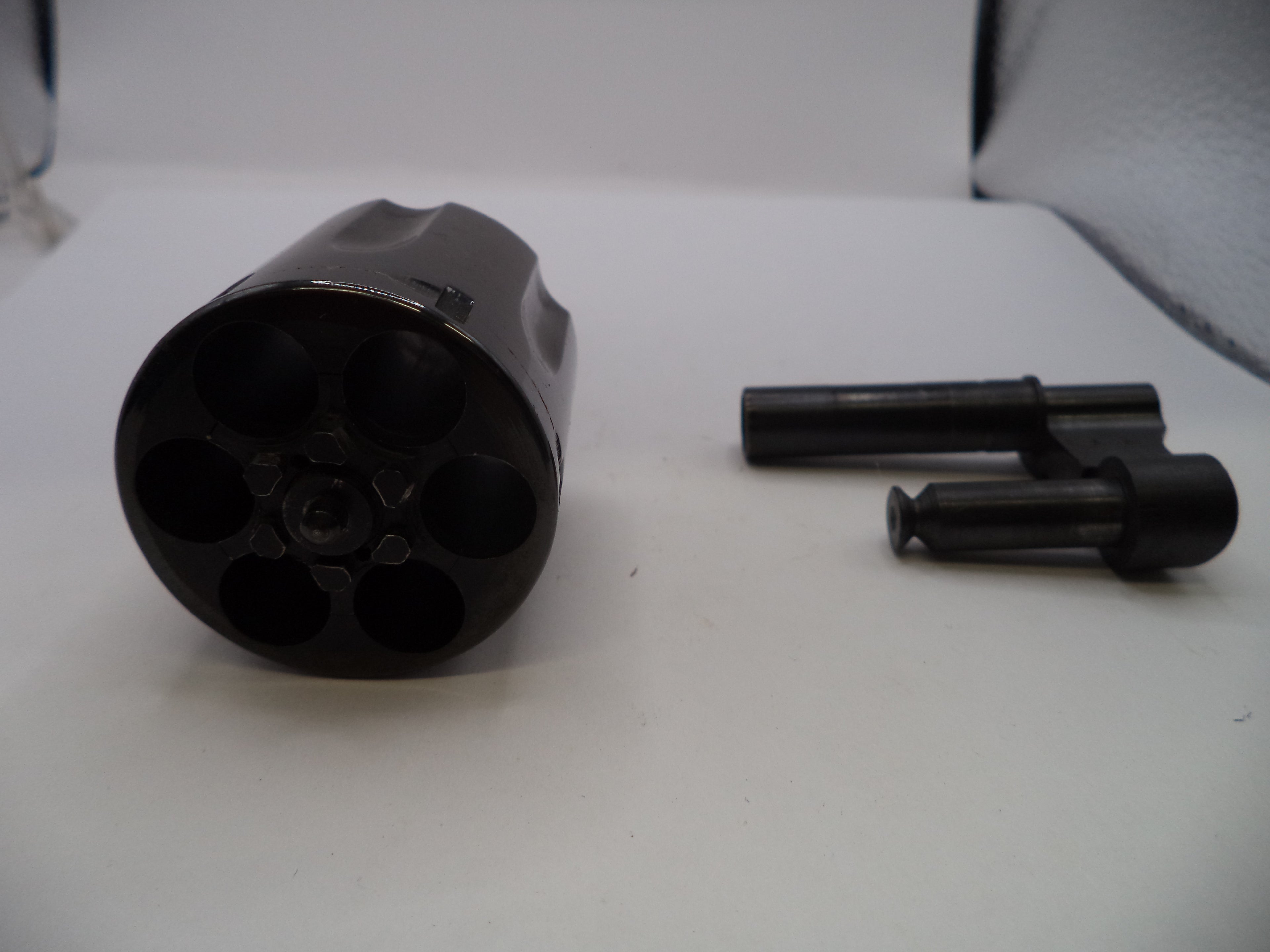 Smith & Wesson K Frame Model 10 Cylinder & Yoke Assembly - Blue Steel .38 Special - Used OEM Part 1070B
