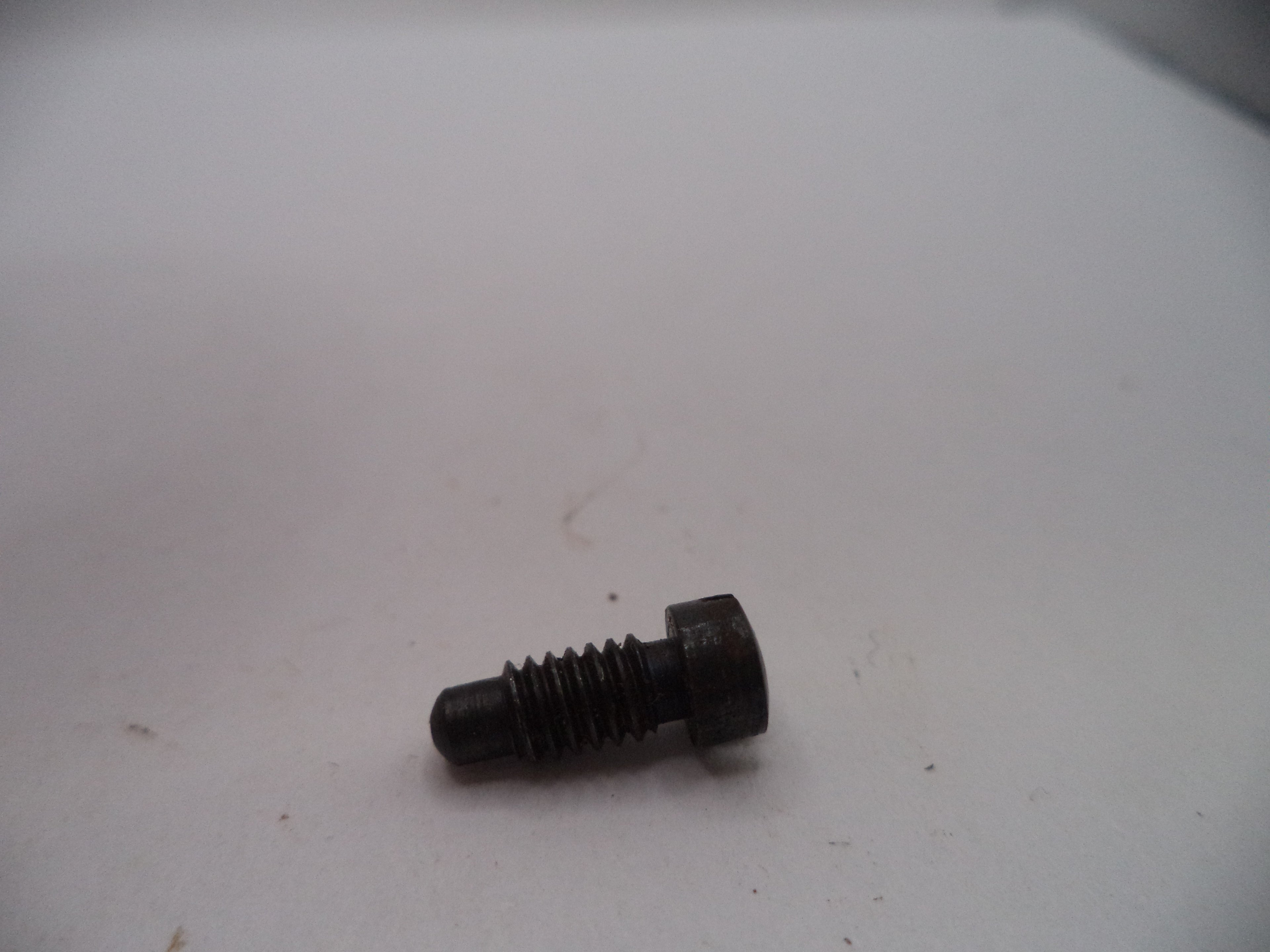 Smith & Wesson K Frame Model 10 Strain Screw Round Butt Blue Steel Used - 10173A