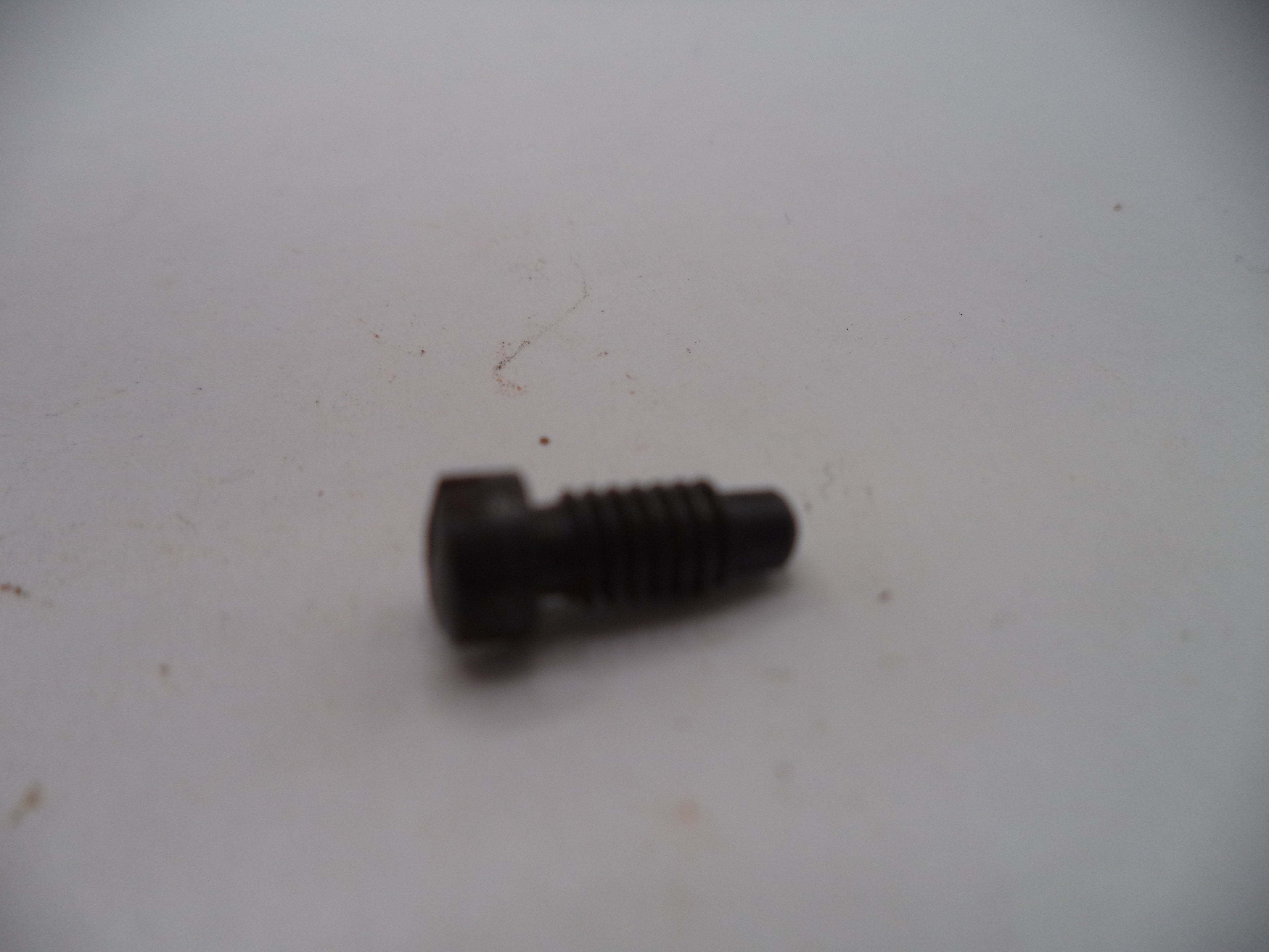 Smith & Wesson K Frame Model 10 Strain Screw Round Butt Blue Steel Used - 10173A