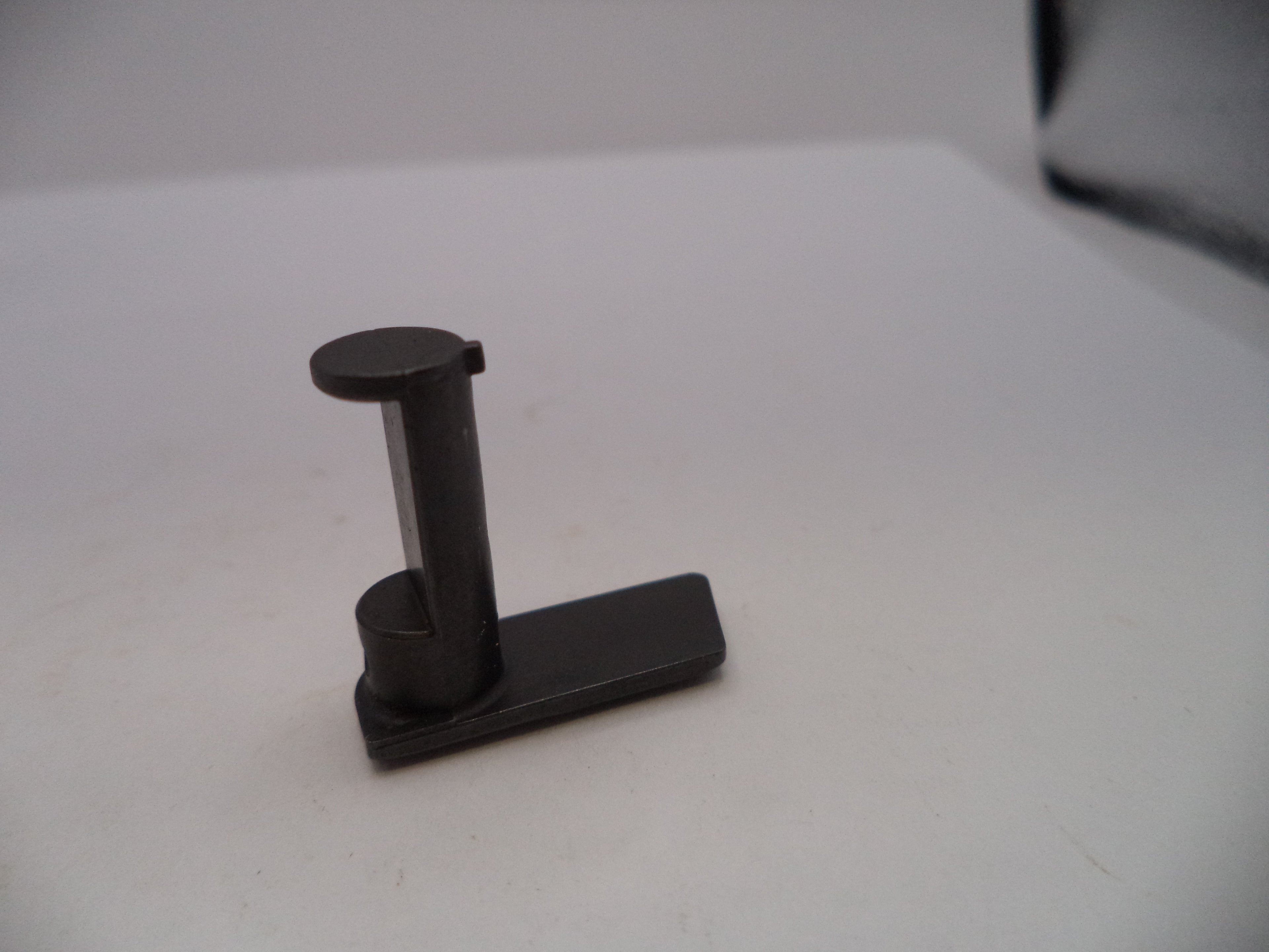 Smith & Wesson M&P 40 Takedown Lever - .40 S&W - Factory Part - Used