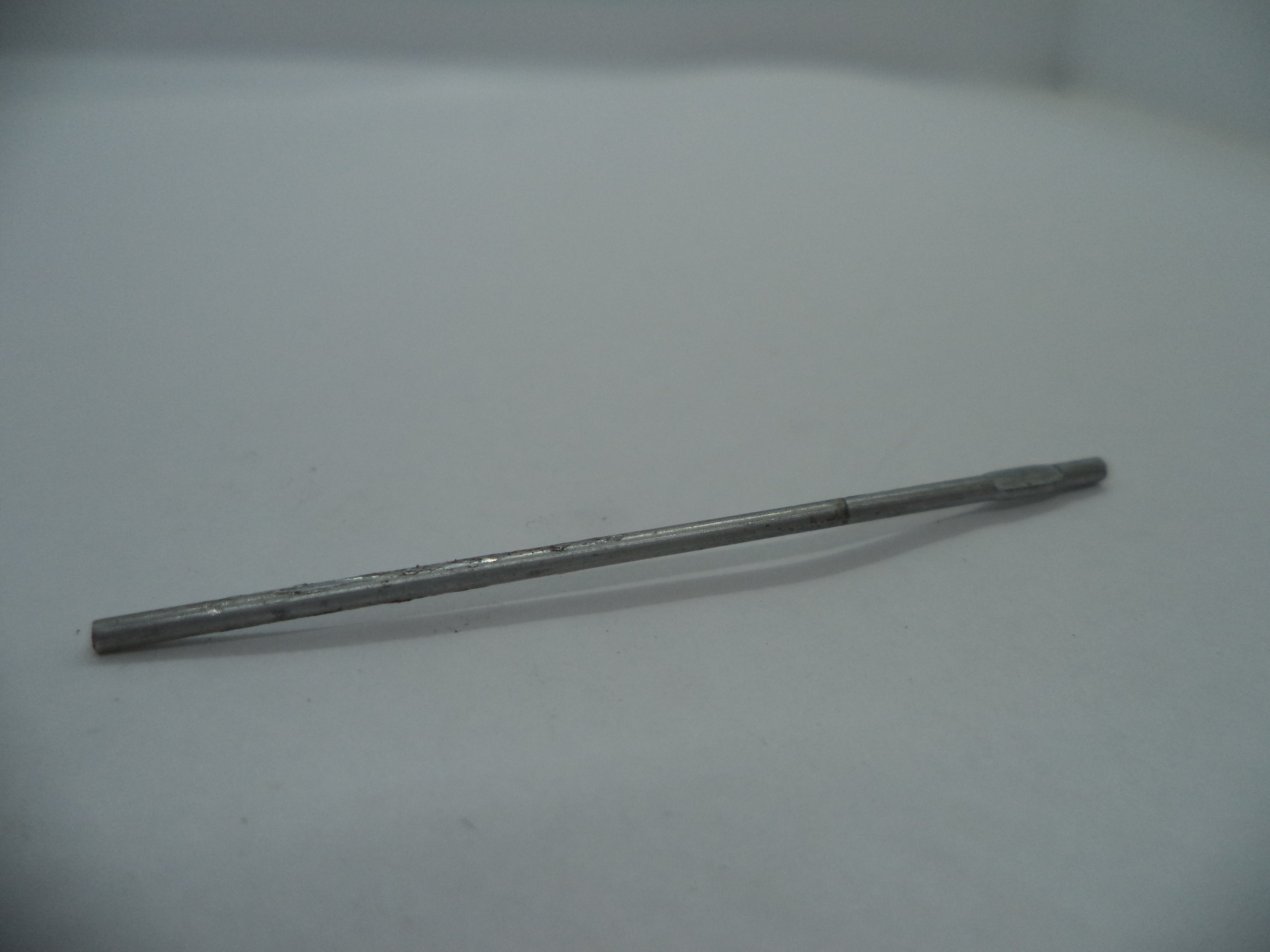 4013U Smith & Wesson Model 4013  .40 S&W Magazine Release Spring Used Part