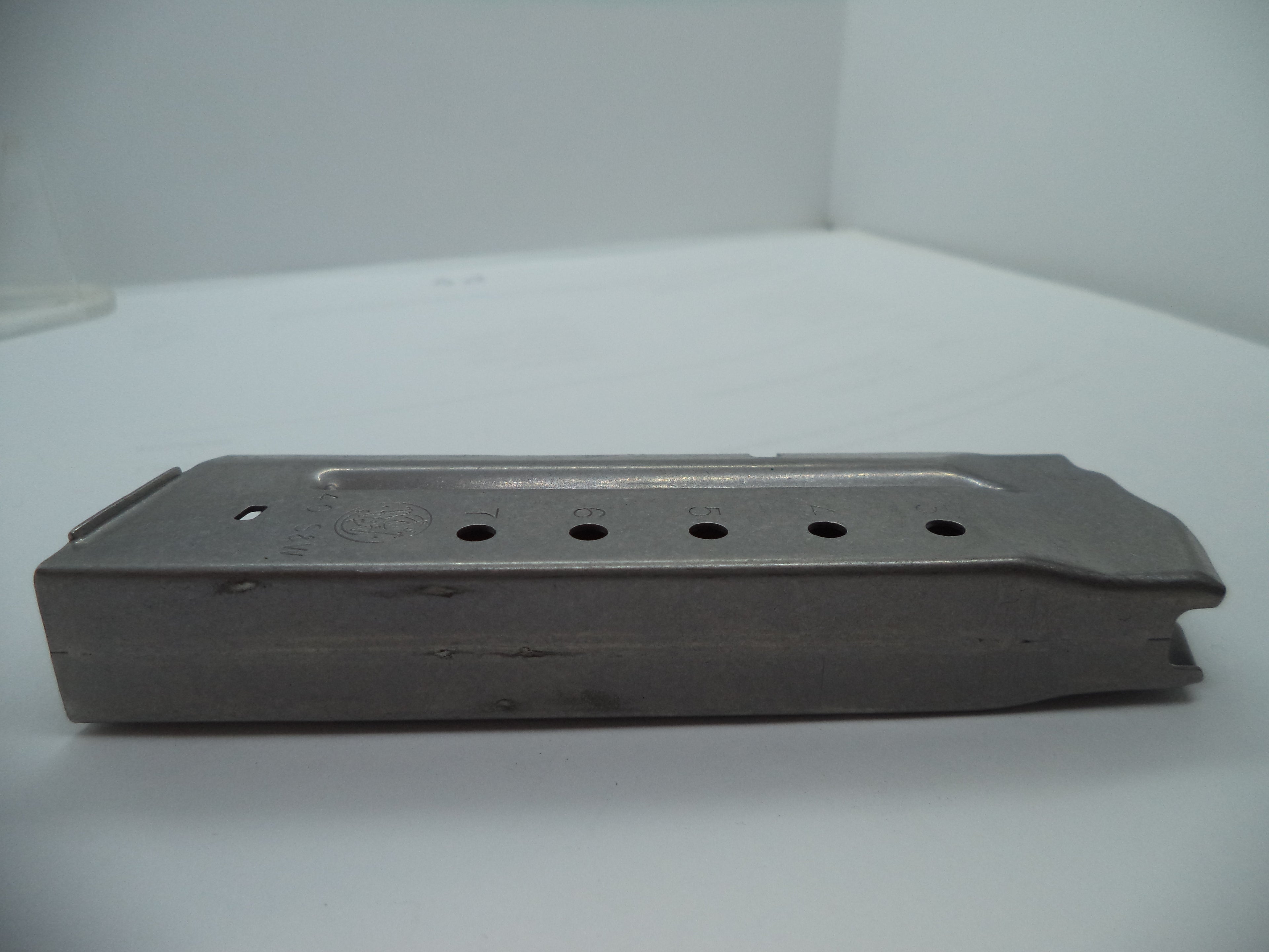 Smith & Wesson M&P Shield 40 Magazine Tube - 7 Round .40 S&W - Factory OEM 422340000