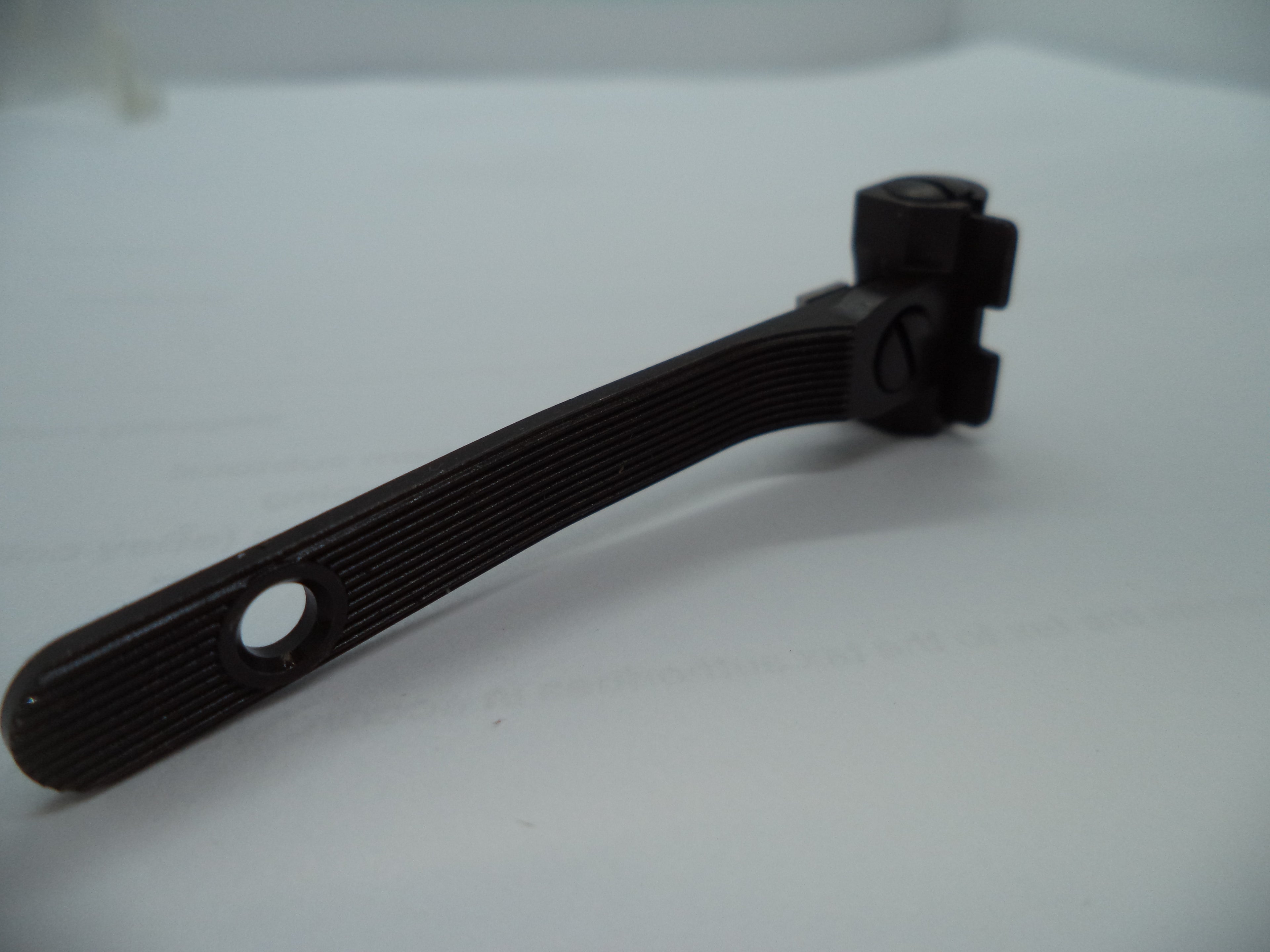 Smith & Wesson K/L/N Frame Rear Sight Assembly - .160" Black New Style - Factory New Part 223200000