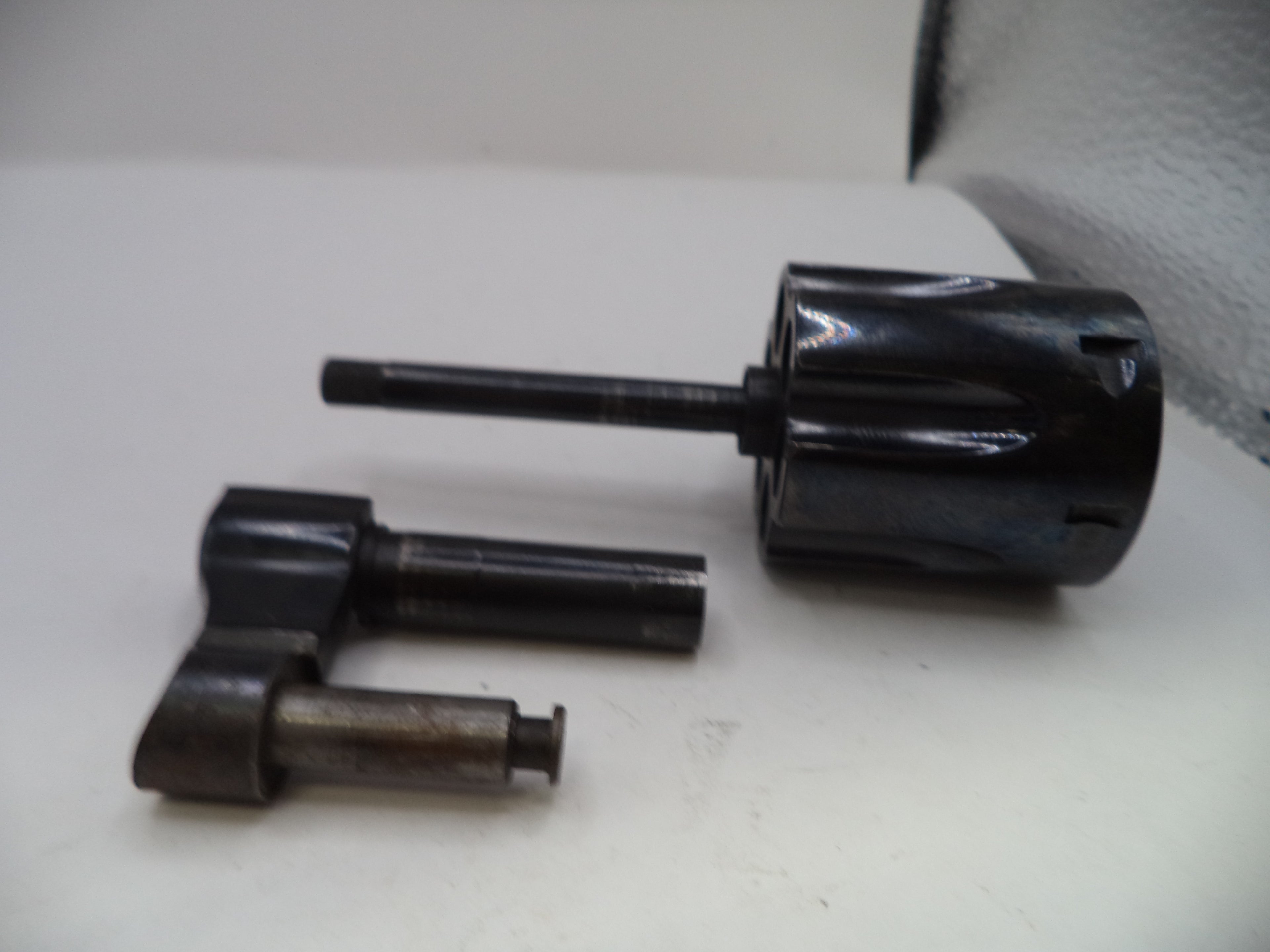 Smith & Wesson J Frame Cylinder 6-Shot Blue Steel .32 Long - Model 30-1 A332
