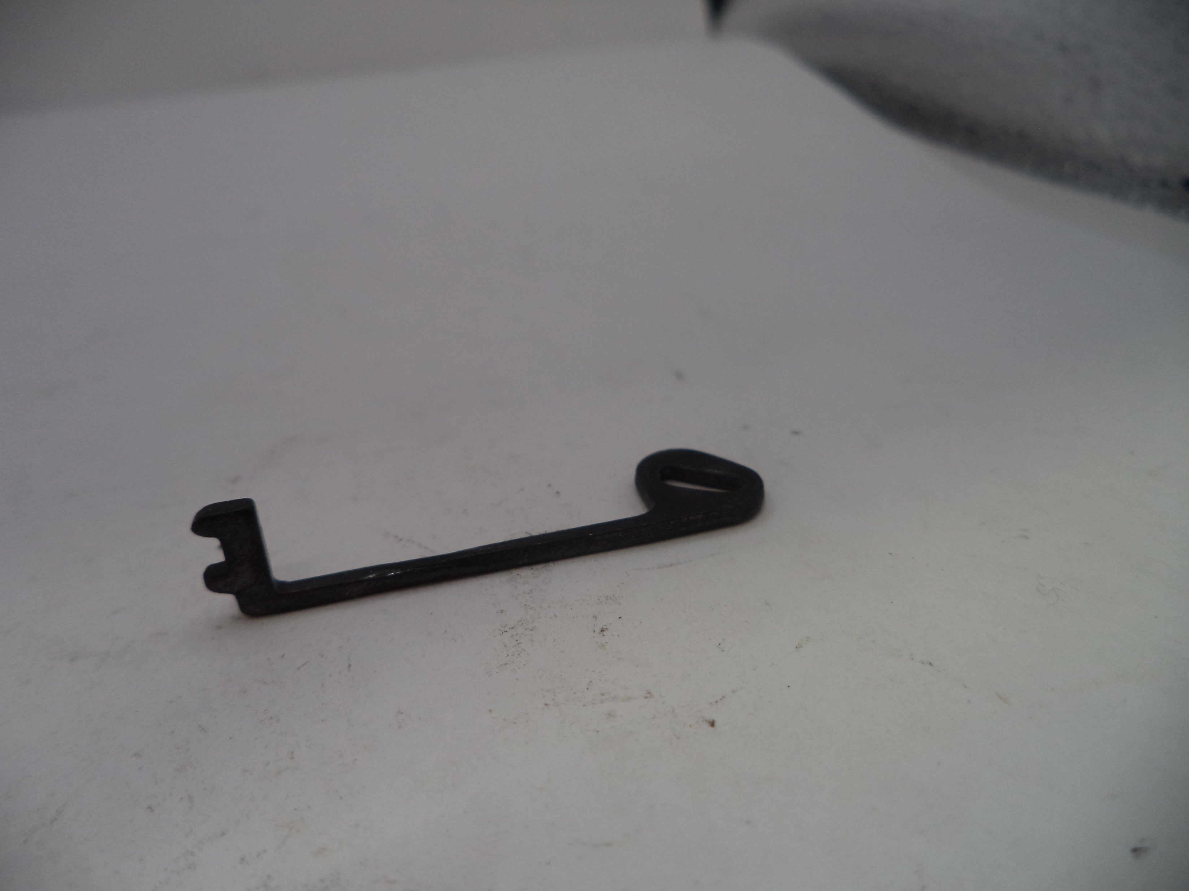 Smith & Wesson J Frame Hammer Block - Model 30-1 .32 Long Used OEM Part A337