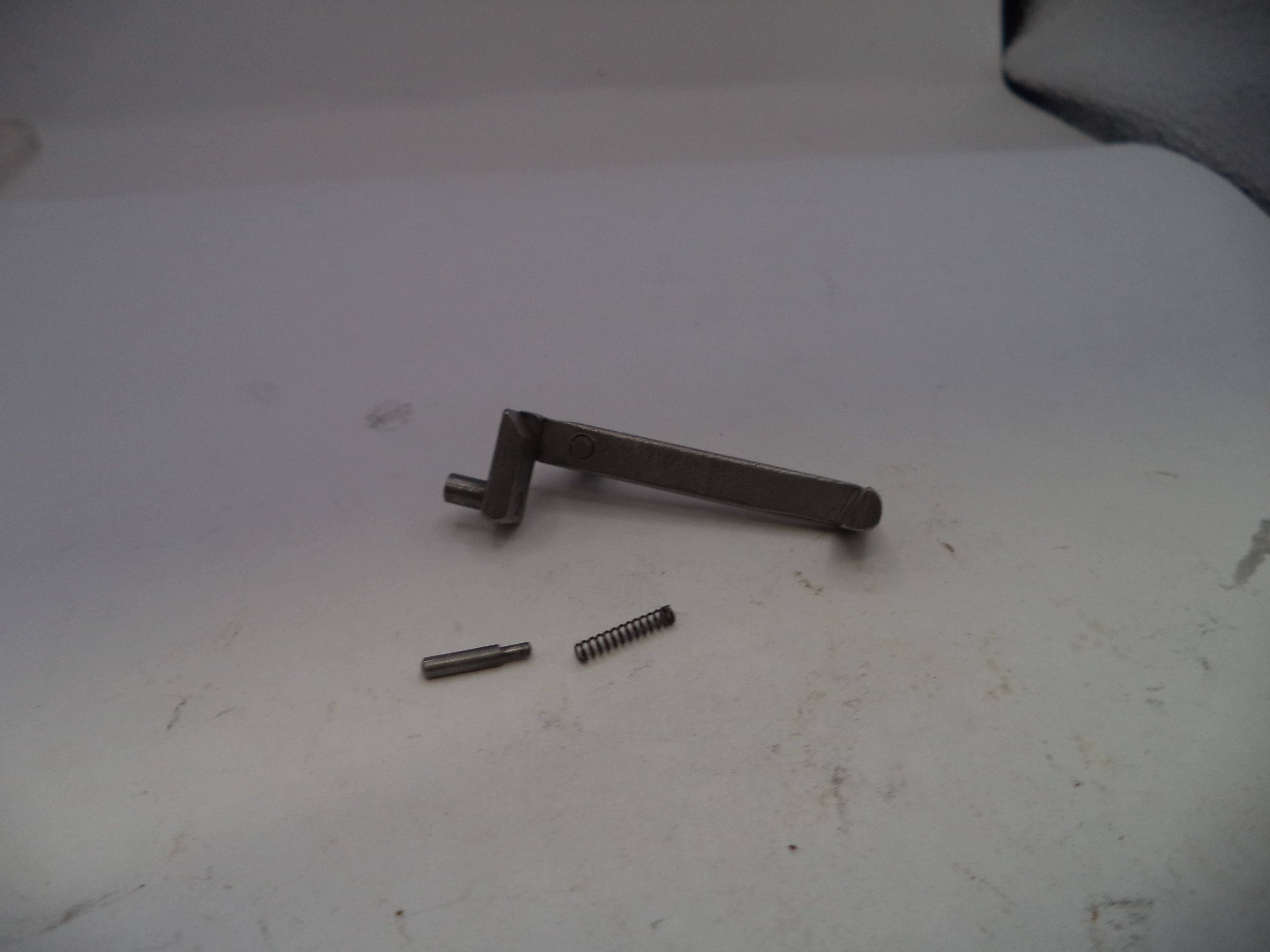 Smith & Wesson K Frame Model 66-1 Bolt Spring & Plunger .357 Magnum Stainless Steel Old Style Used 6645