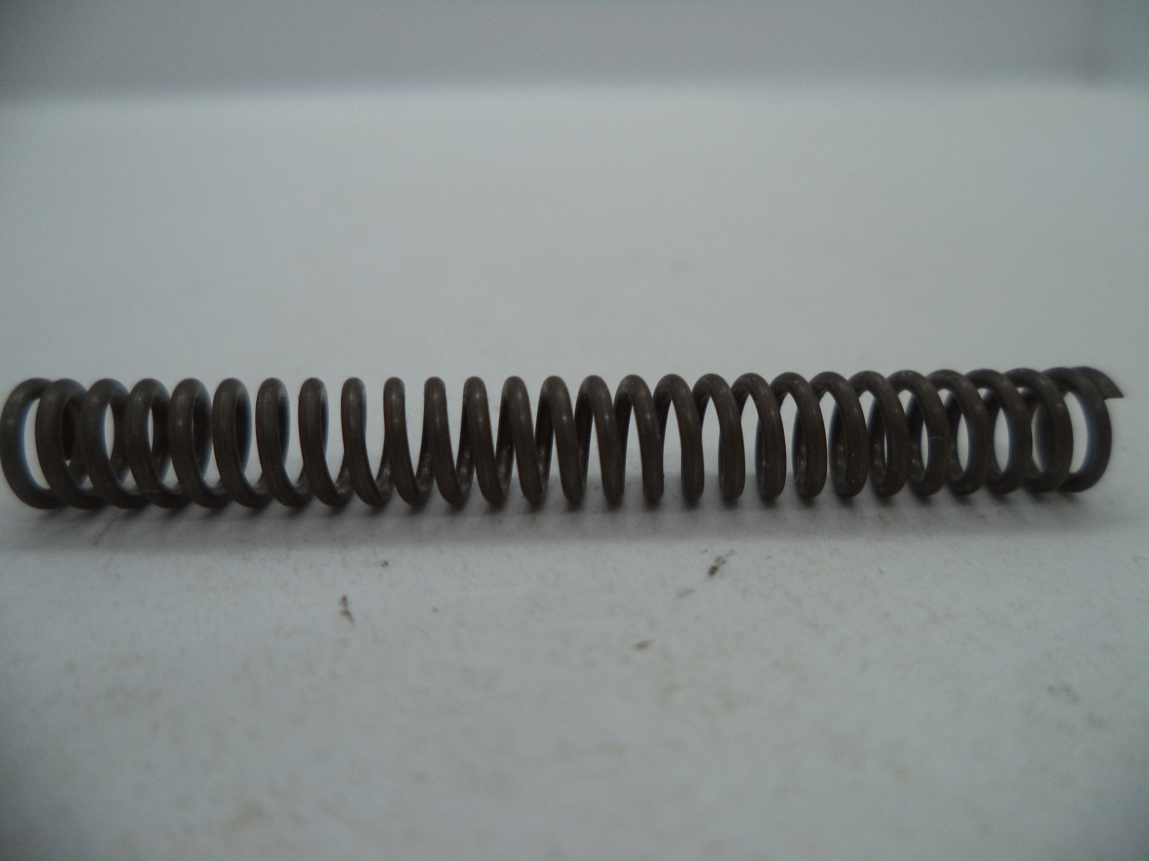 Wolff Reduced Power Hammer Spring for Smith & Wesson J-Frame Revolvers 8 LB 23808