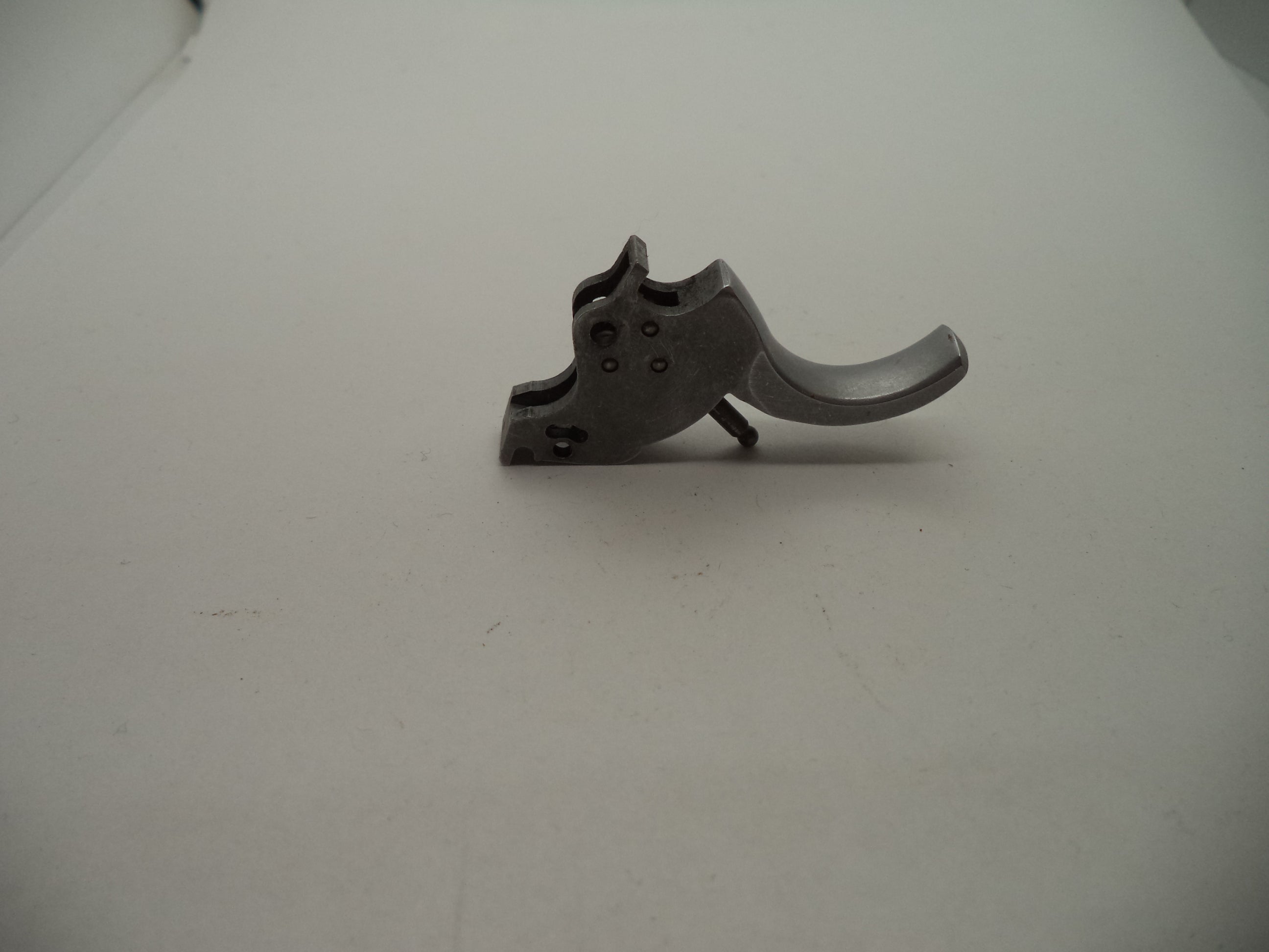 KLN185C S and W K,L,N Frame All Models Trigger .300" Used (Not for MIM)