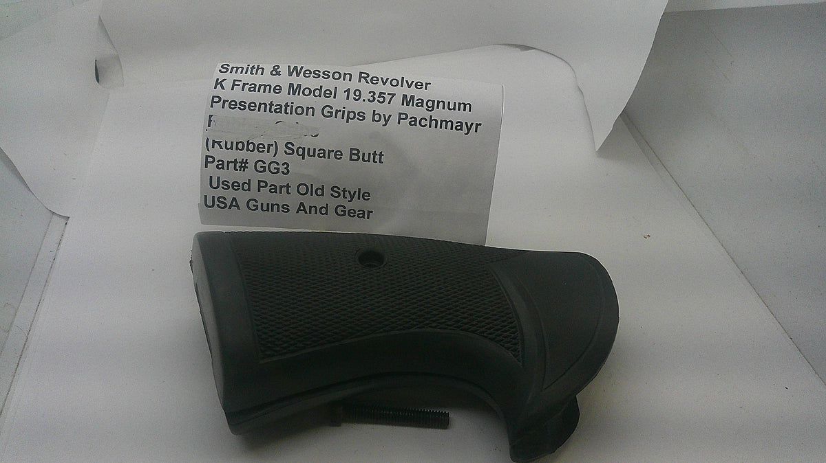 Pachmayr Presentation rubber grips for Smith & Wesson K-frame square butt, side view with identification card. Inventory reference GG3.