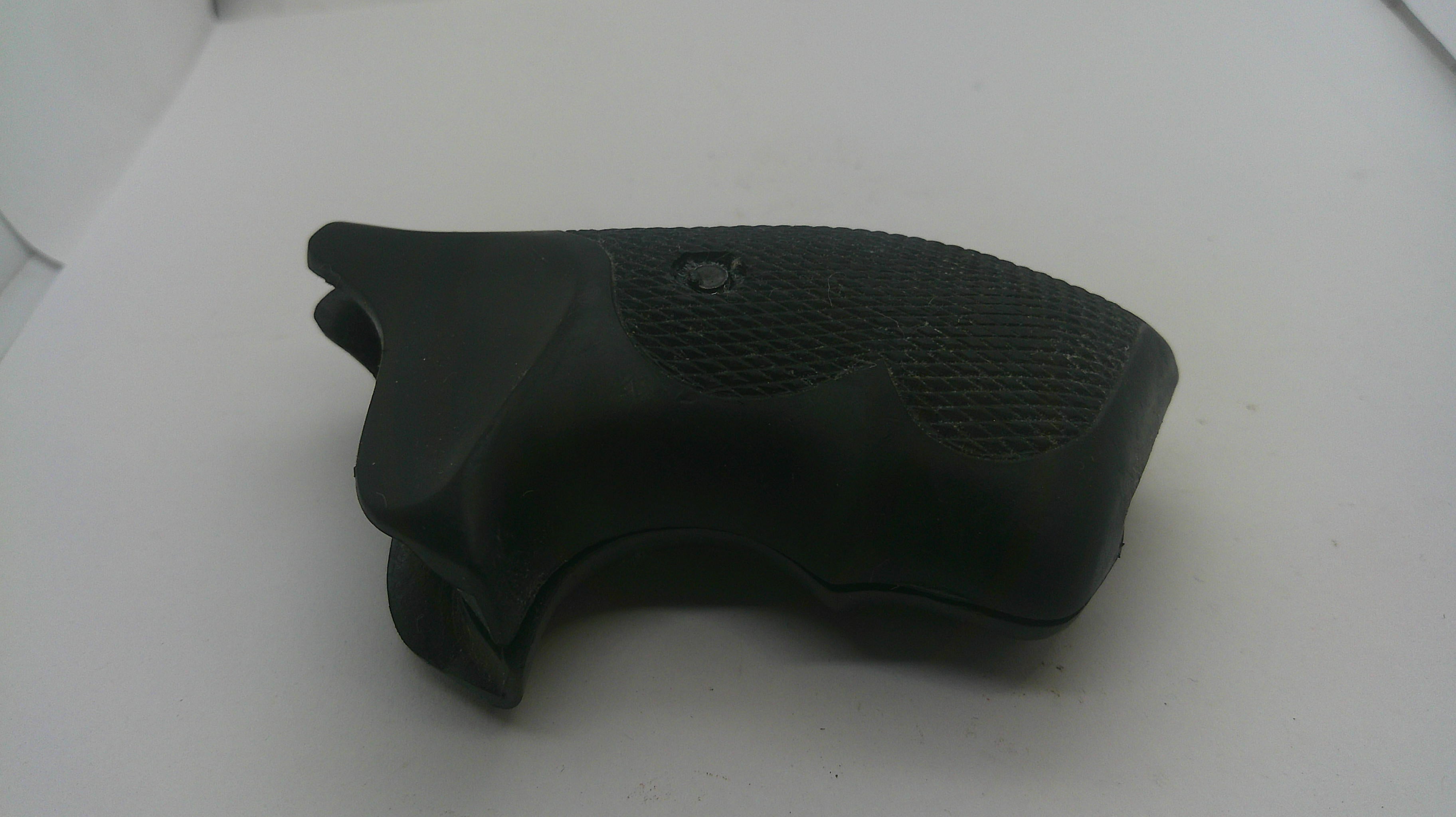 Smith & Wesson Smith & Wesson J Frame GP29 Rubber Grips GP29