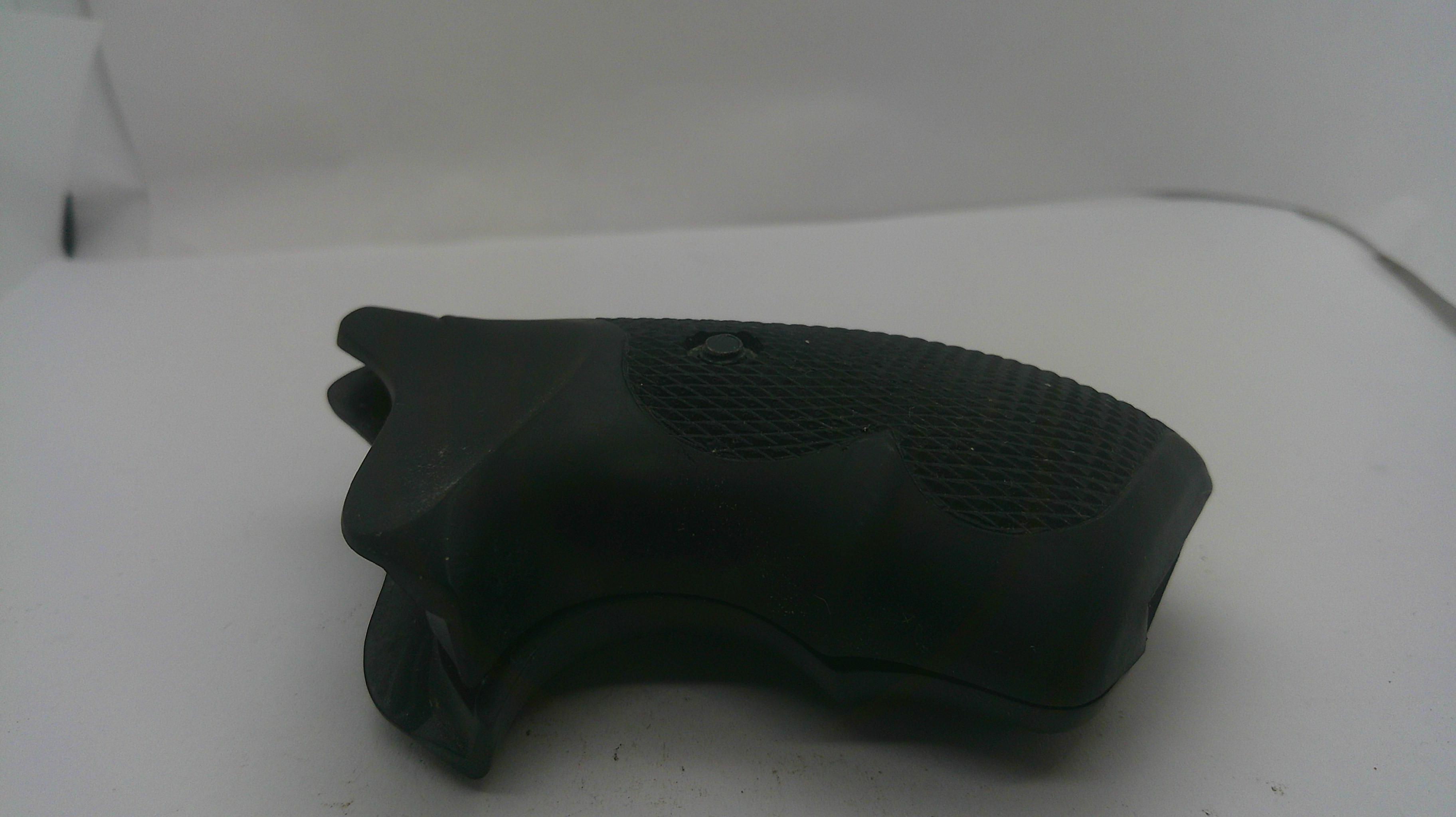 Smith & Wesson J Frame Square Butt Rubber Grips by Uncle Mike's