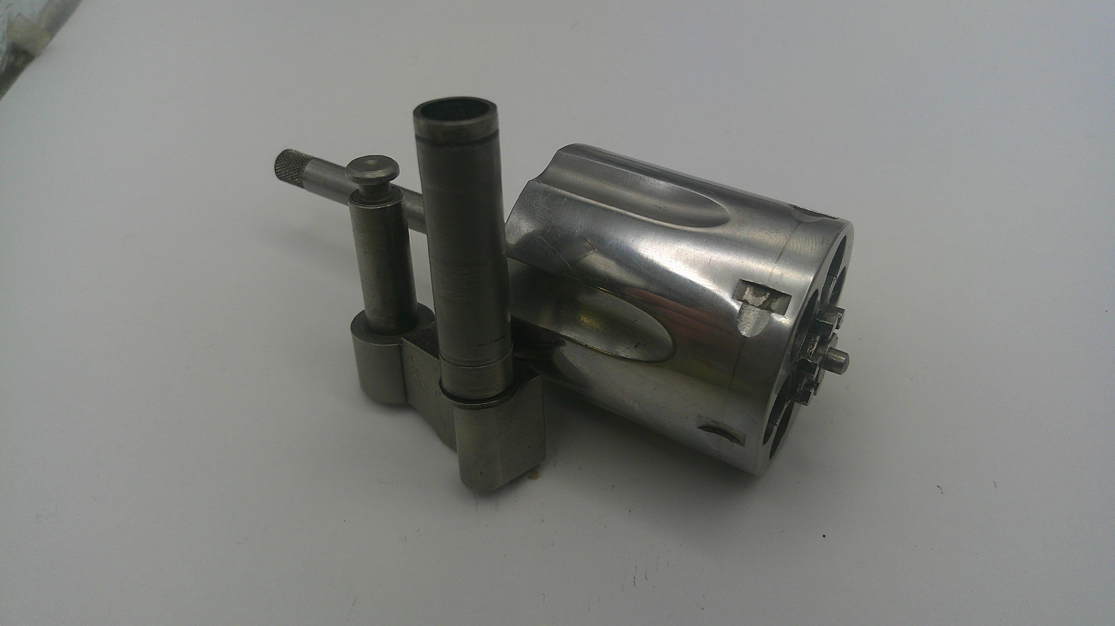 Smith & Wesson Model 66-2 Cylinder & Yoke – .357 Magnum Stainless 6-Shot Used (Part# 6672B)