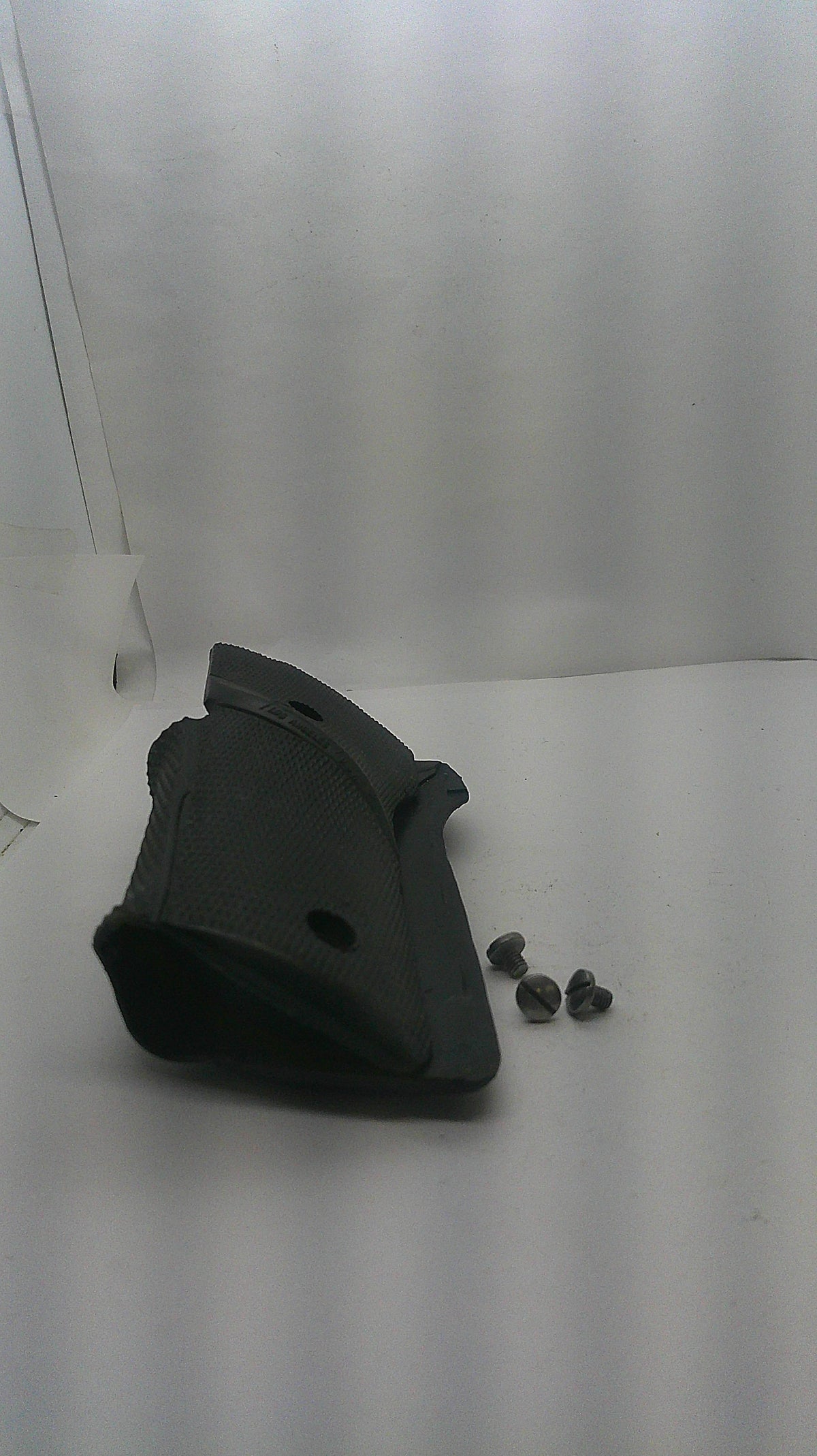 Smith & Wesson Smith & Wesson Model 659 Black Rubber Grips M659R1 Part M659R1