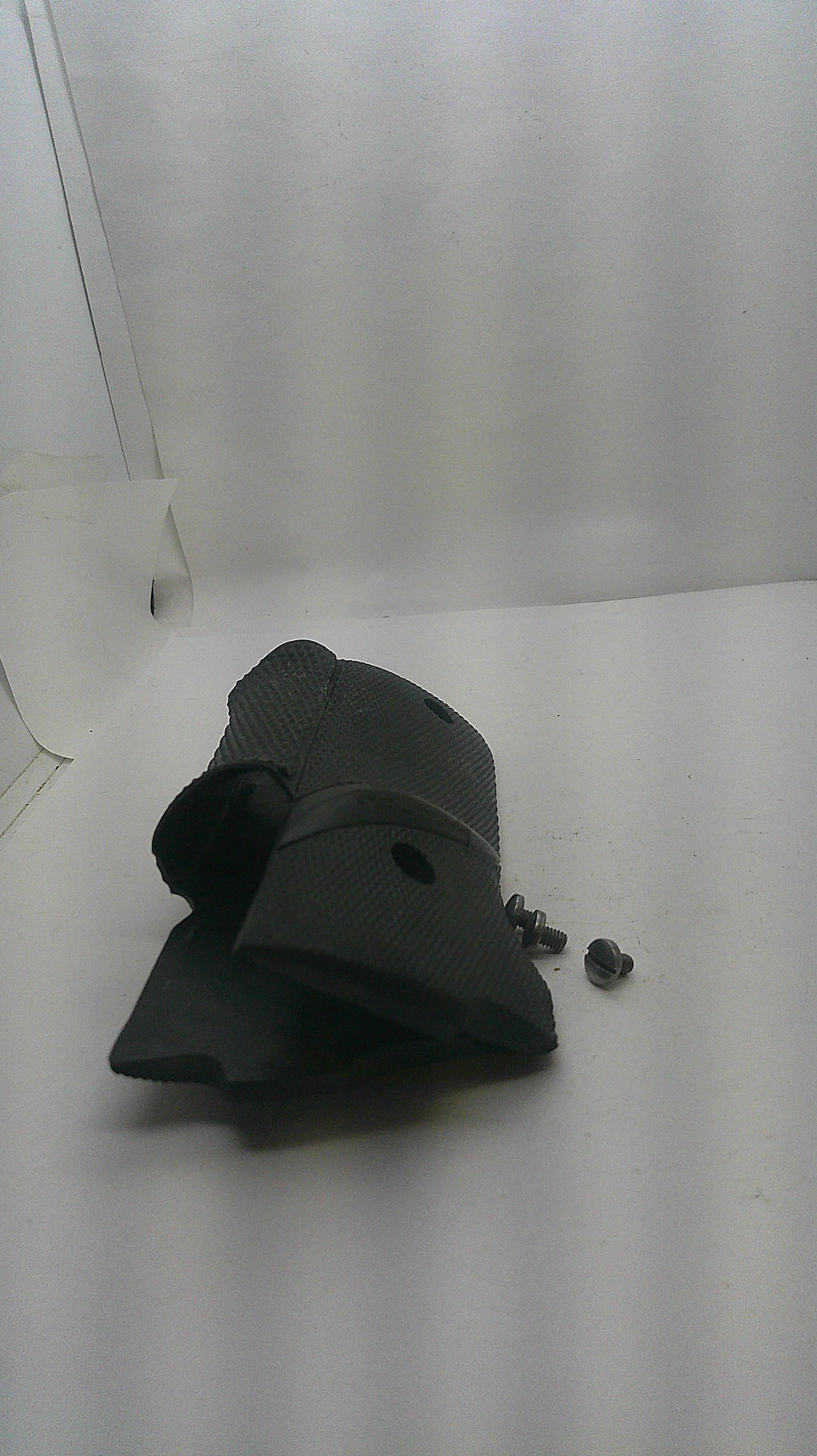 Smith & Wesson Smith & Wesson Model 659 Black Rubber Grips M659R1 Part M659R1