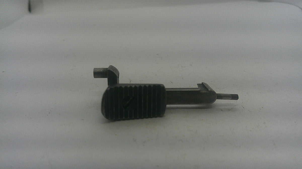 Smith & Wesson I-frame .22/32 Kit Gun .22 LR flat thumb piece and bolt, serrated thumb piece view. Inventory reference 5.