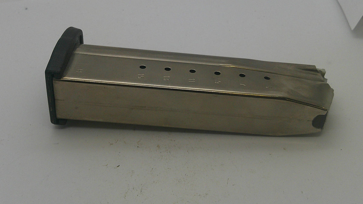 Smith & Wesson Smith & Wesson SD9 Magazine SD17 Part SD17
