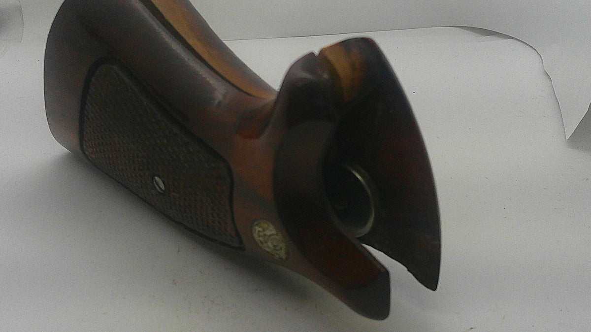 Smith & Wesson K/L Frame Square Butt Wood Target Grips, inventory reference A8, upper contour detail
