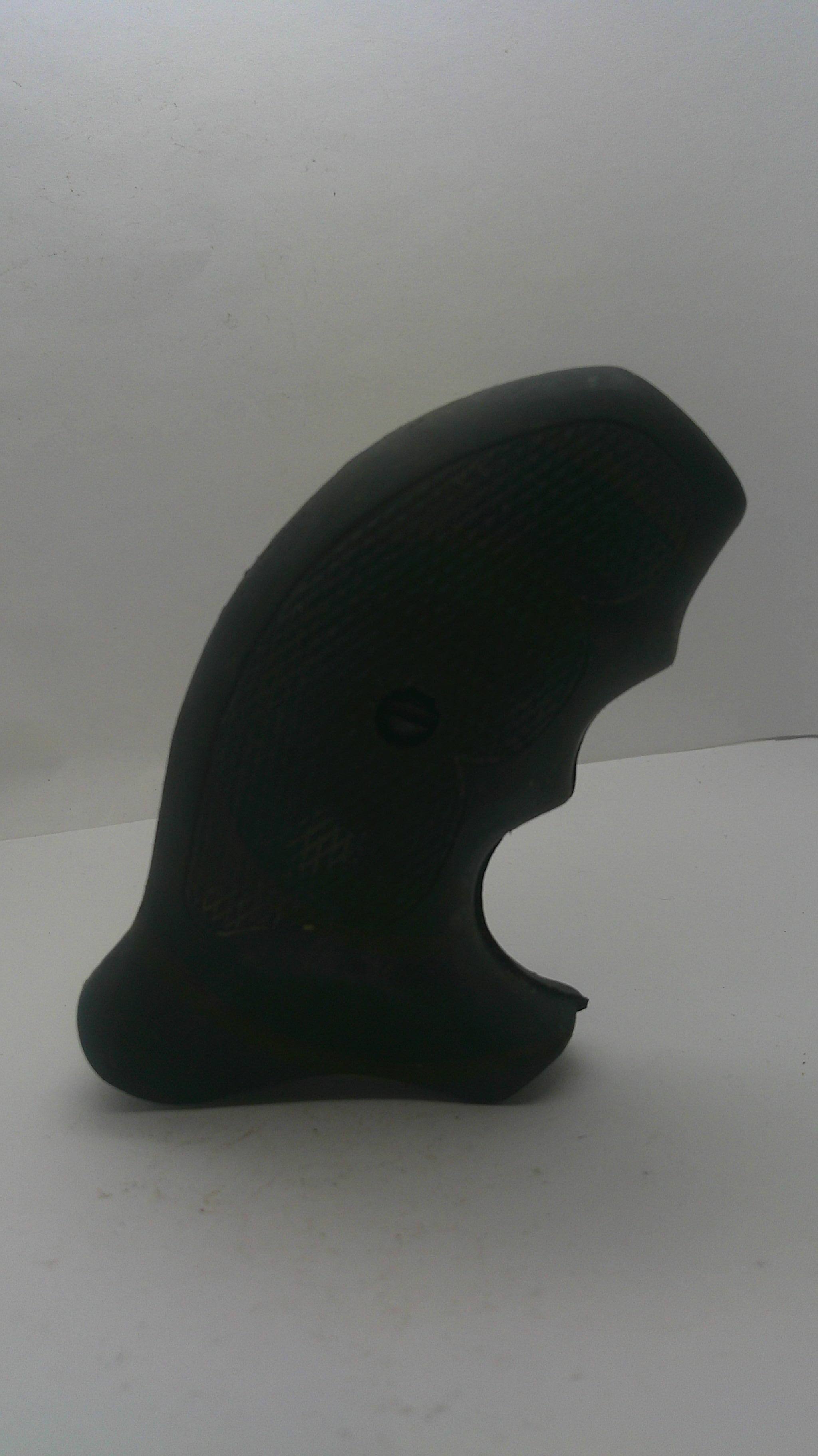Smith & Wesson Smith & Wesson J Frame GP24 Rubber Grips GP24
