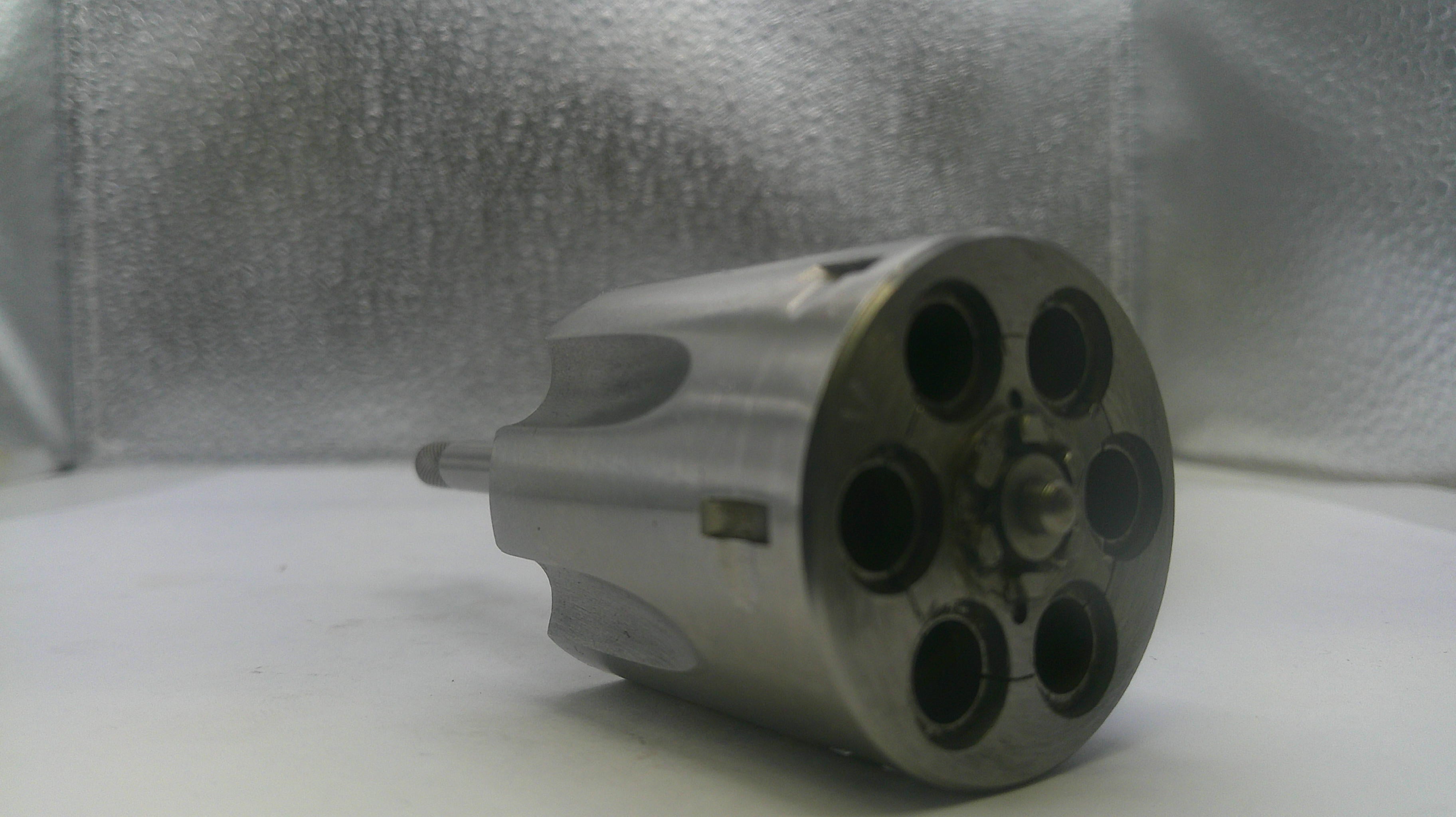 Smith & Wesson J Frame Model 63 Cylinder Assembly with Yoke - Stainless Steel .22 Long Rifle - Used OEM Part J6372