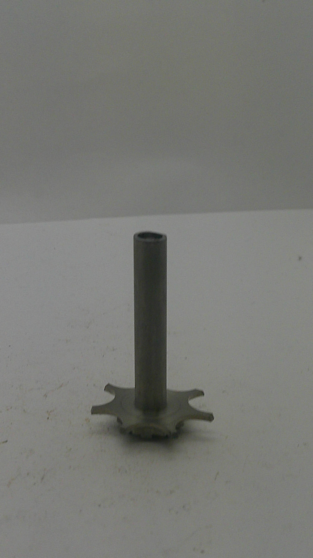 Smith & Wesson L-Frame 7-Shot Extractor Assembly - 244210000