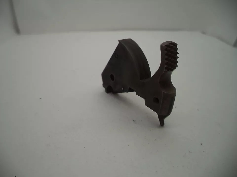 V3313 S&W J Frame Model 32, 33 Hammer .236" Spur .38 S&W ctg. Used