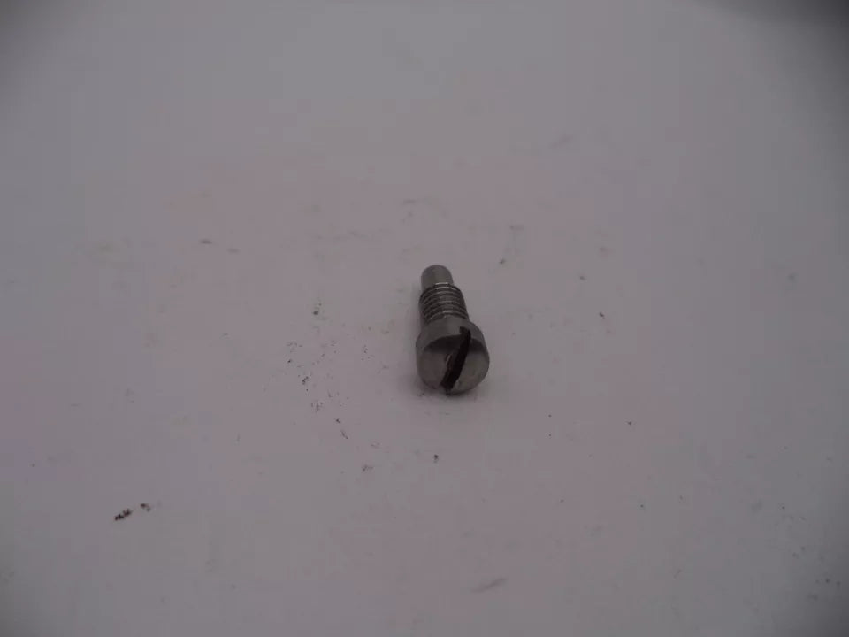 Smith & Wesson Model 686 L Frame Strain Screw Round Butt .357 Magnum, Part# 6861