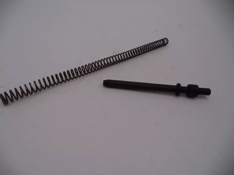 Smith & Wesson Model 622 Pistol Recoil Guide Rod & Spring .22 Long Rifle Used - Part# 622O